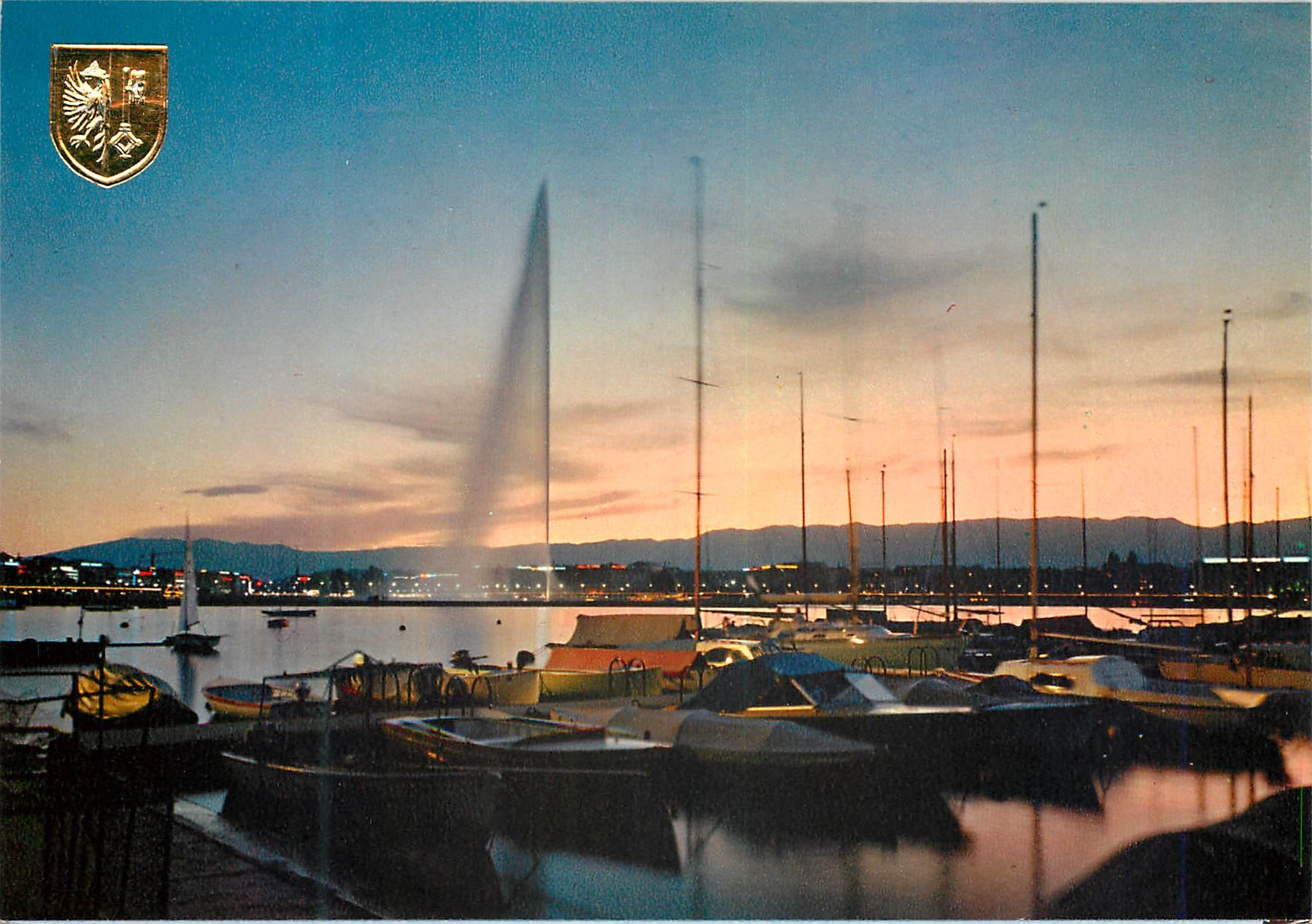 CPM Geneve Le Jet d Eau au Crepuscule 