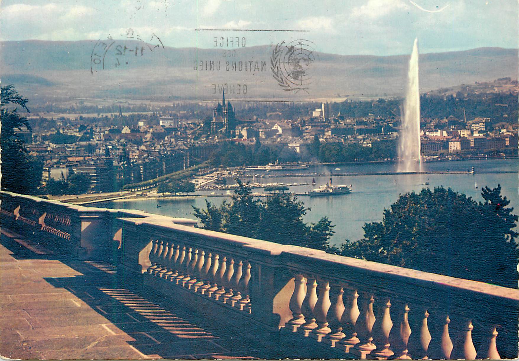 CPM Geneve La Rade ete la ville depuis Cologny 