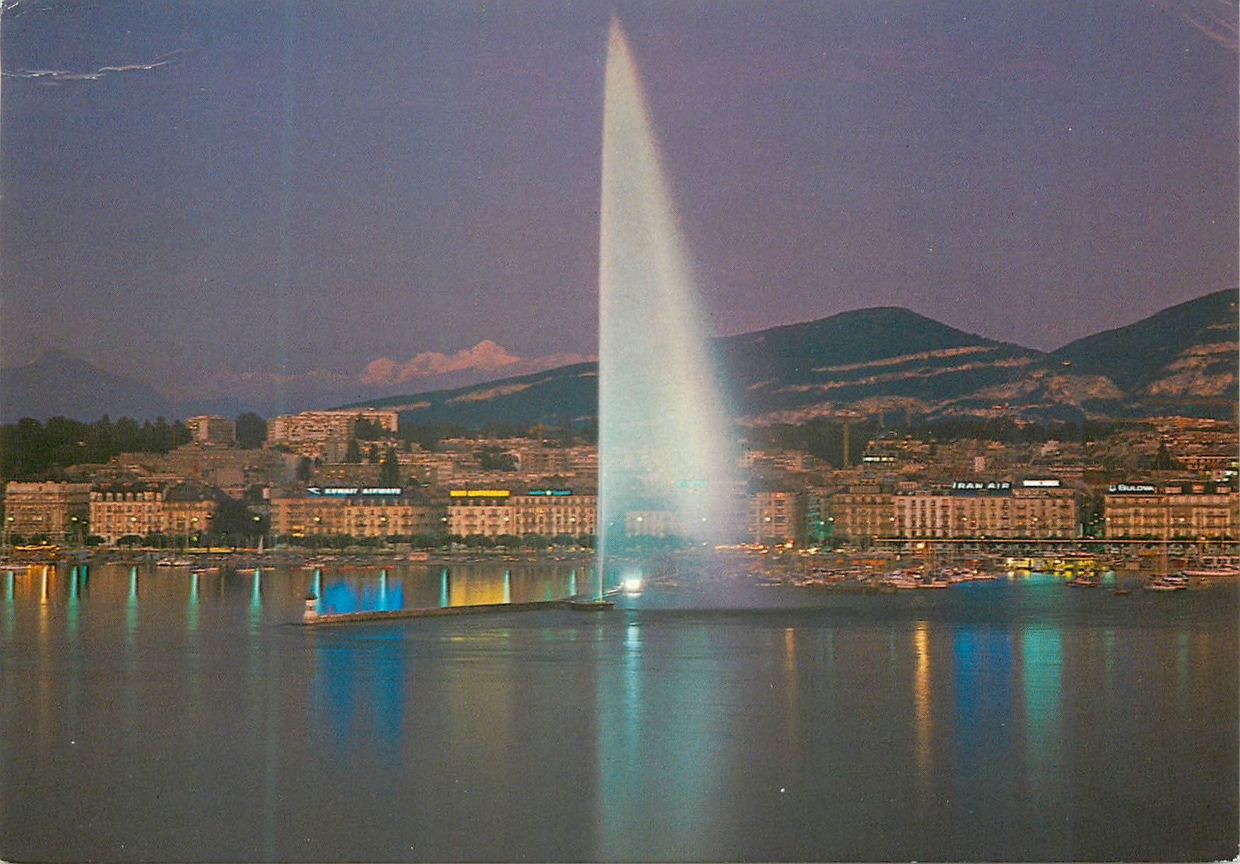 CPM Geneve Le Mont Blanc le jet d eau et la rade au crepuscule 