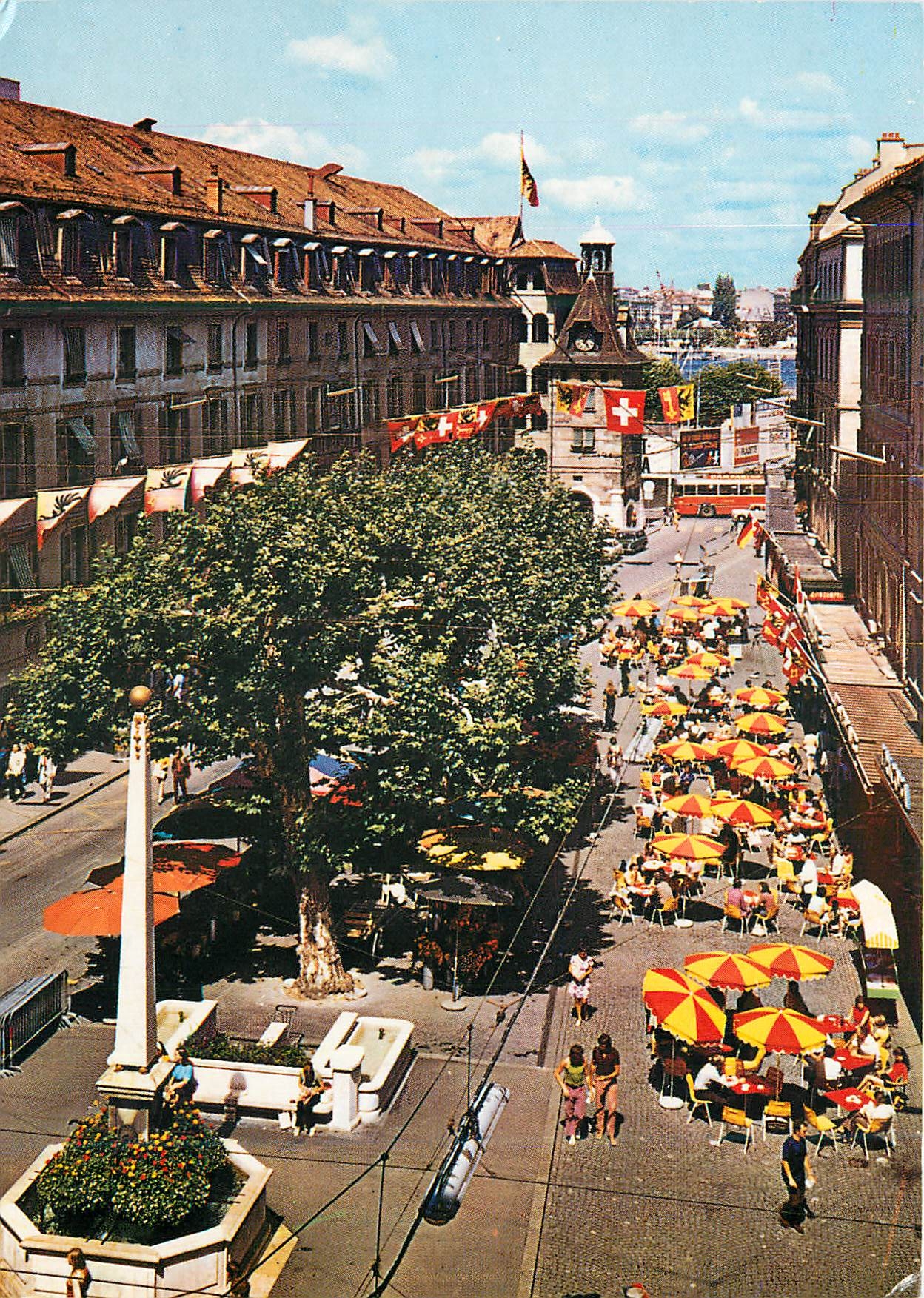 CPM Geneve La Place du Molard 