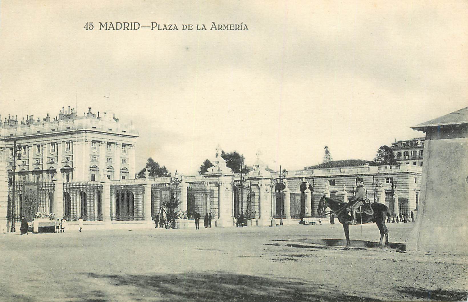 CPA Madrid Plaza de la Armeria 