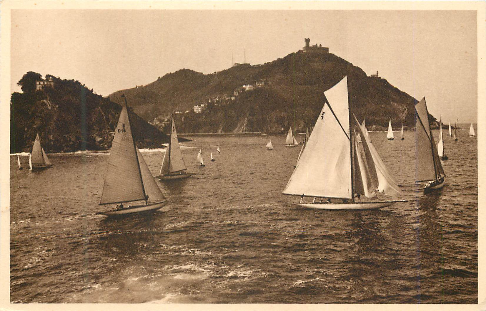 San Sebastián — Regatas de Balandros — Foto Galarza