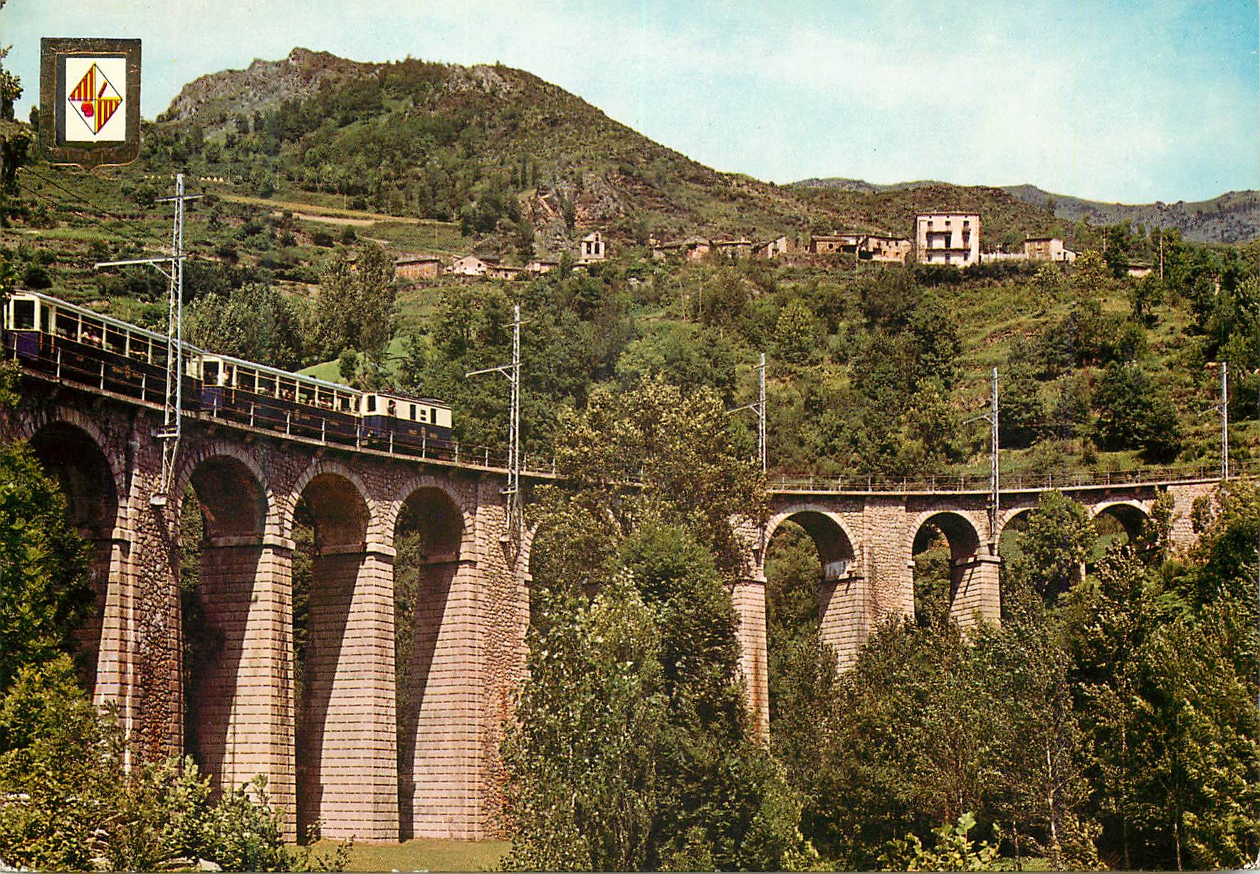 CPM Querales Girons Pirineu Catala Vue panoramique et Pont du Tonna Train