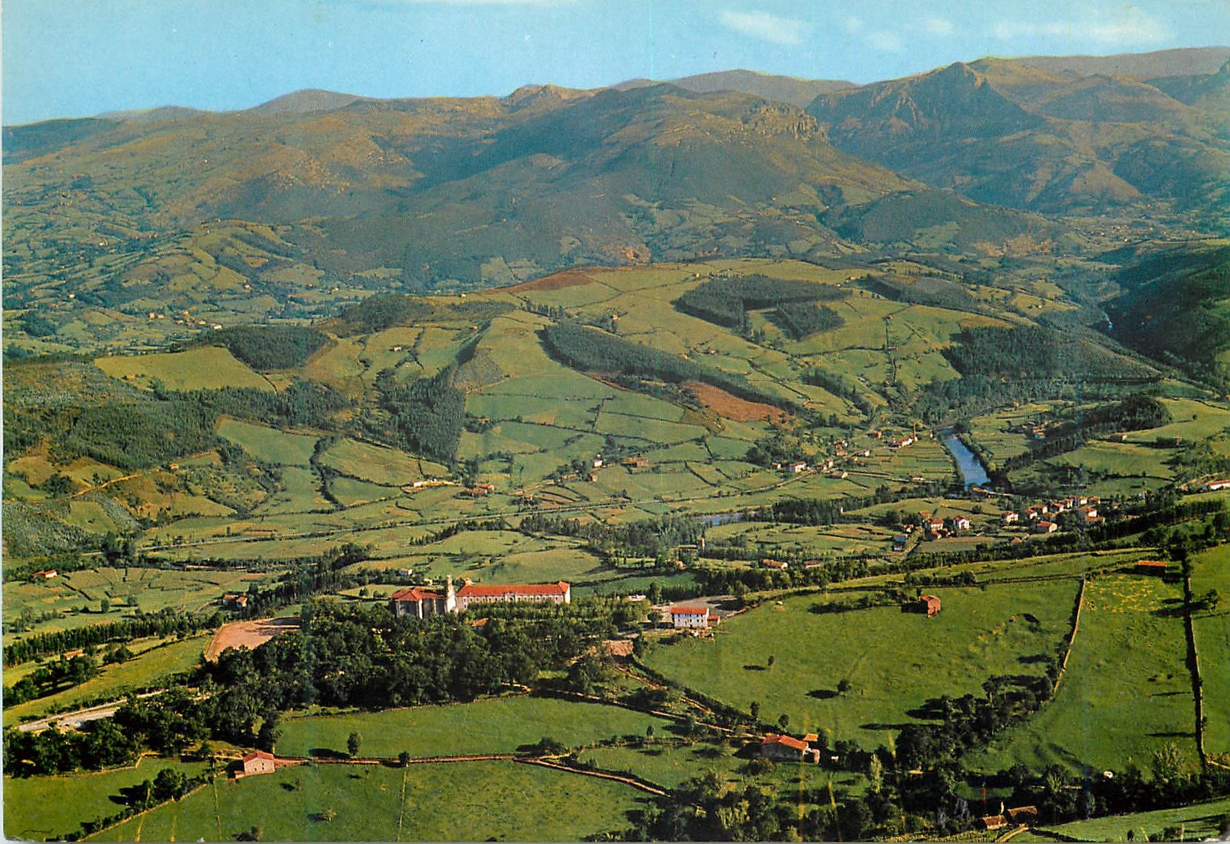 CPM Ampuero Santander Sanctuario de la bien Aparecida Vue panoramique du Sanctuaire 