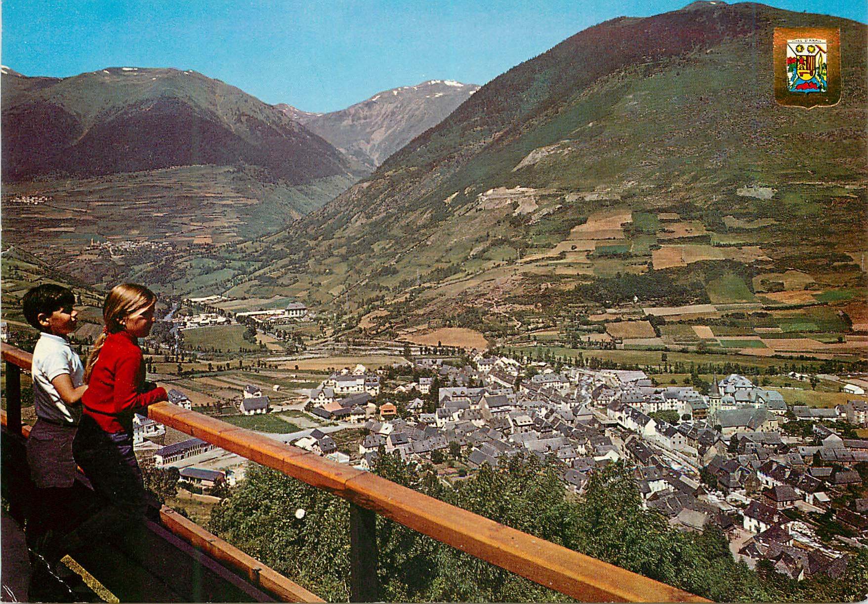 CPM Pirineu Catala Lleida Vue generale et mont au fond 