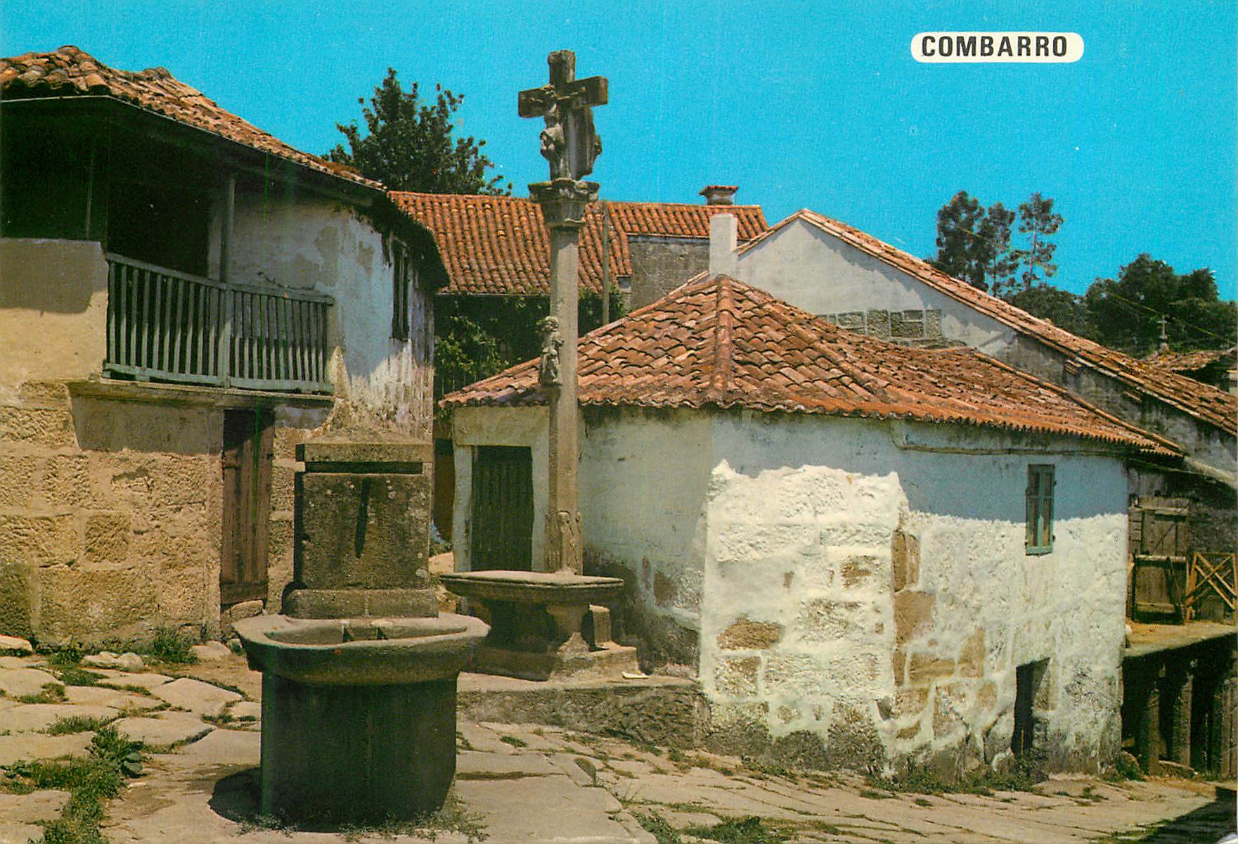 CPM Combarro Pontevedra Fontaine typique et Carrefour 