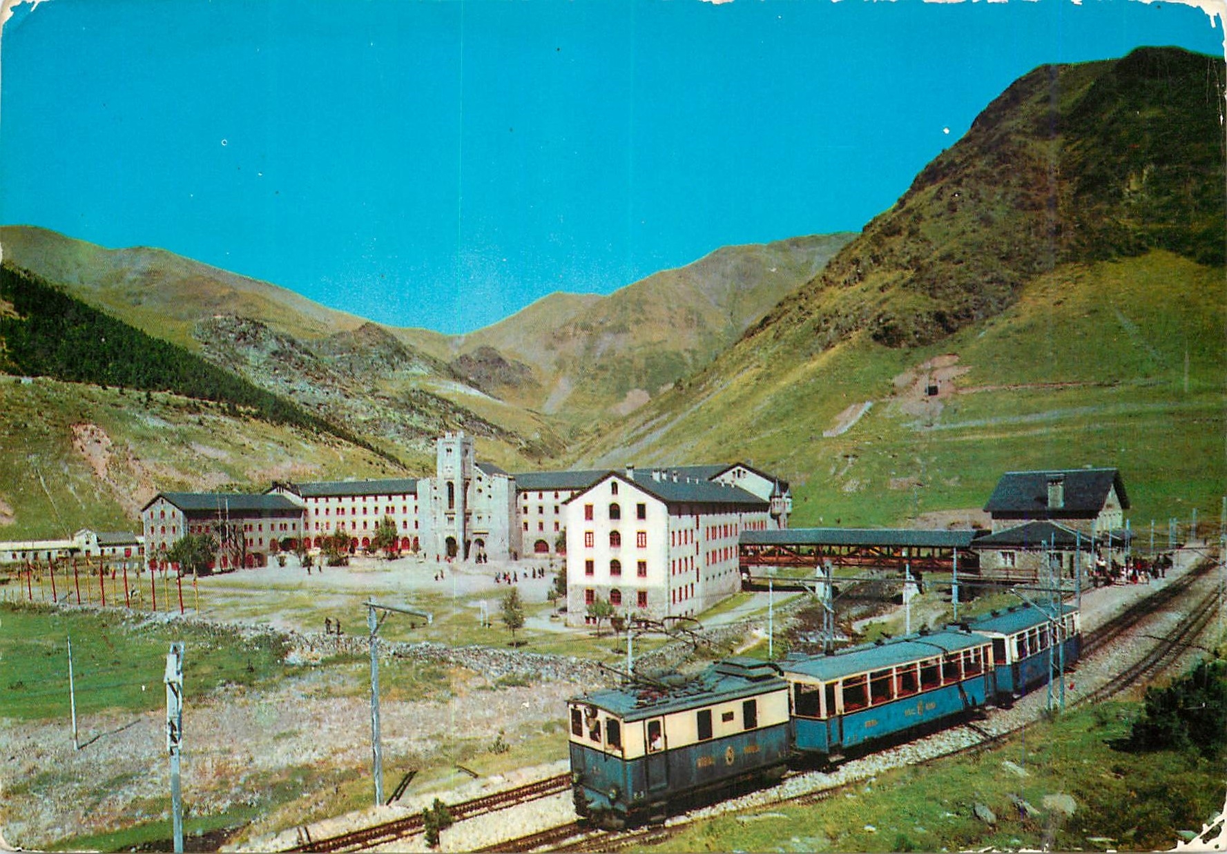 CPM Nuria Vista general Santuario y Estacion Train