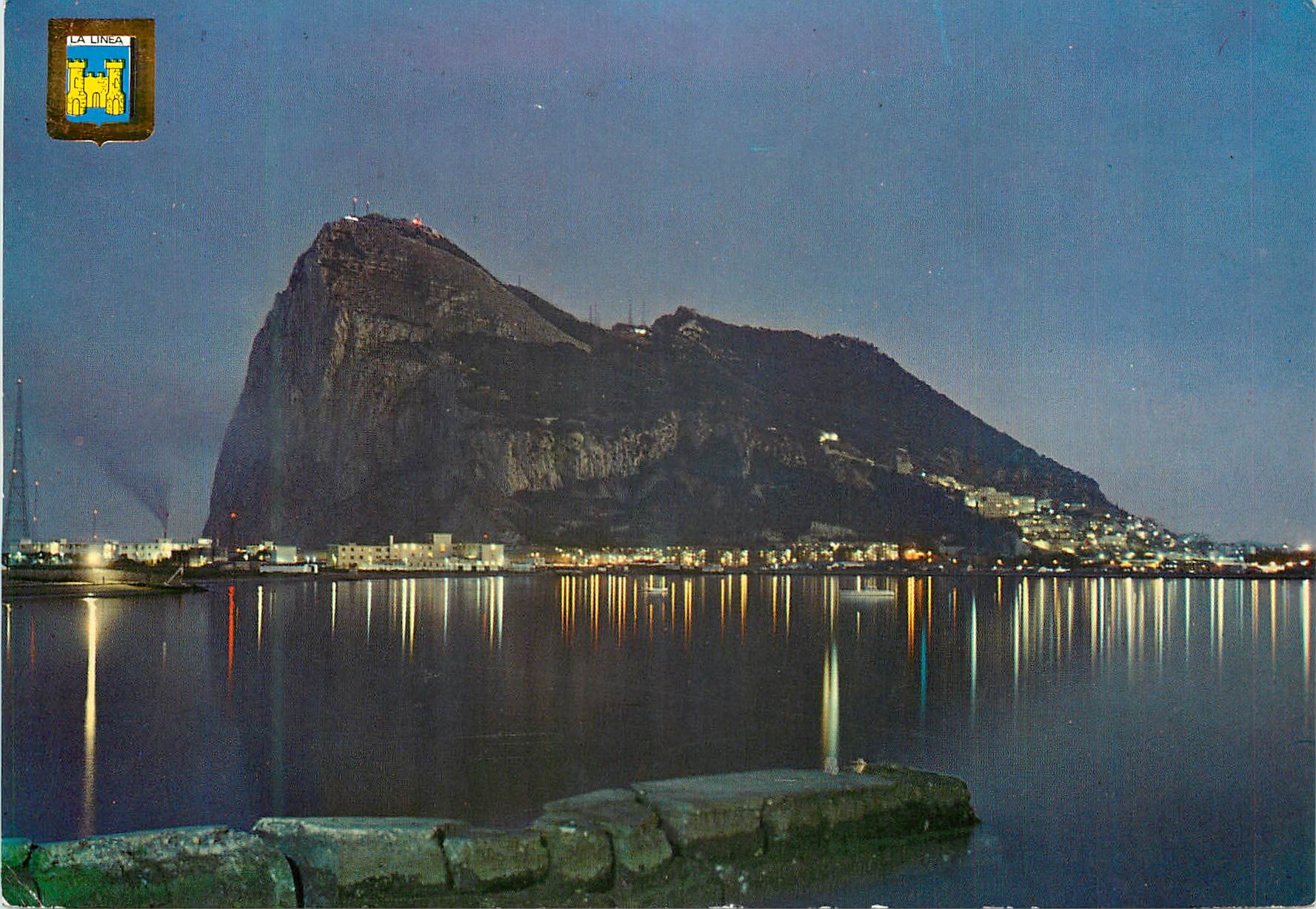 CPM La Linea Vue nocturne du Penon de Gibraltar 