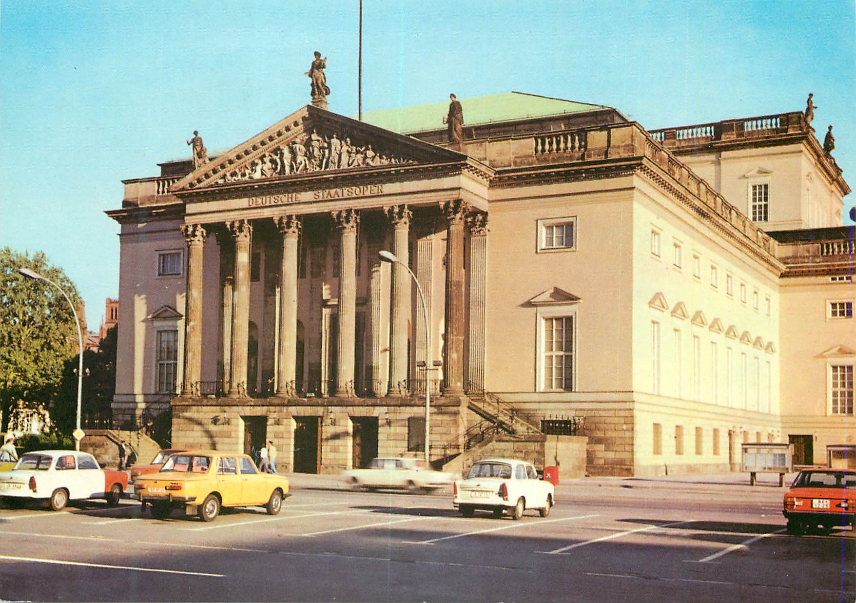 CPM Berlin Hauptstadt der DDR L Opera National Allemand 