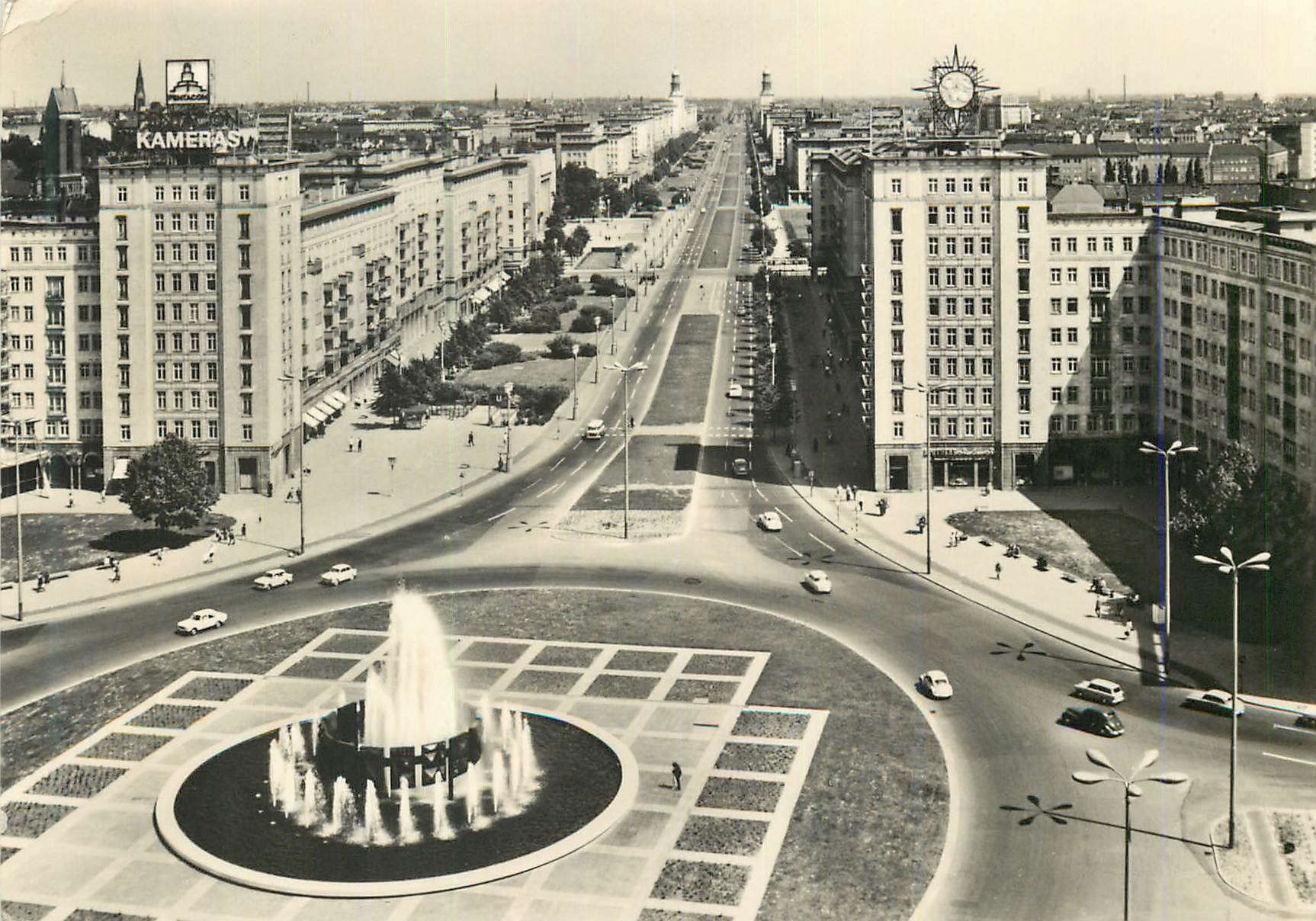 CPM Berlin La Strausberger Platz La Karl Marx Allee 