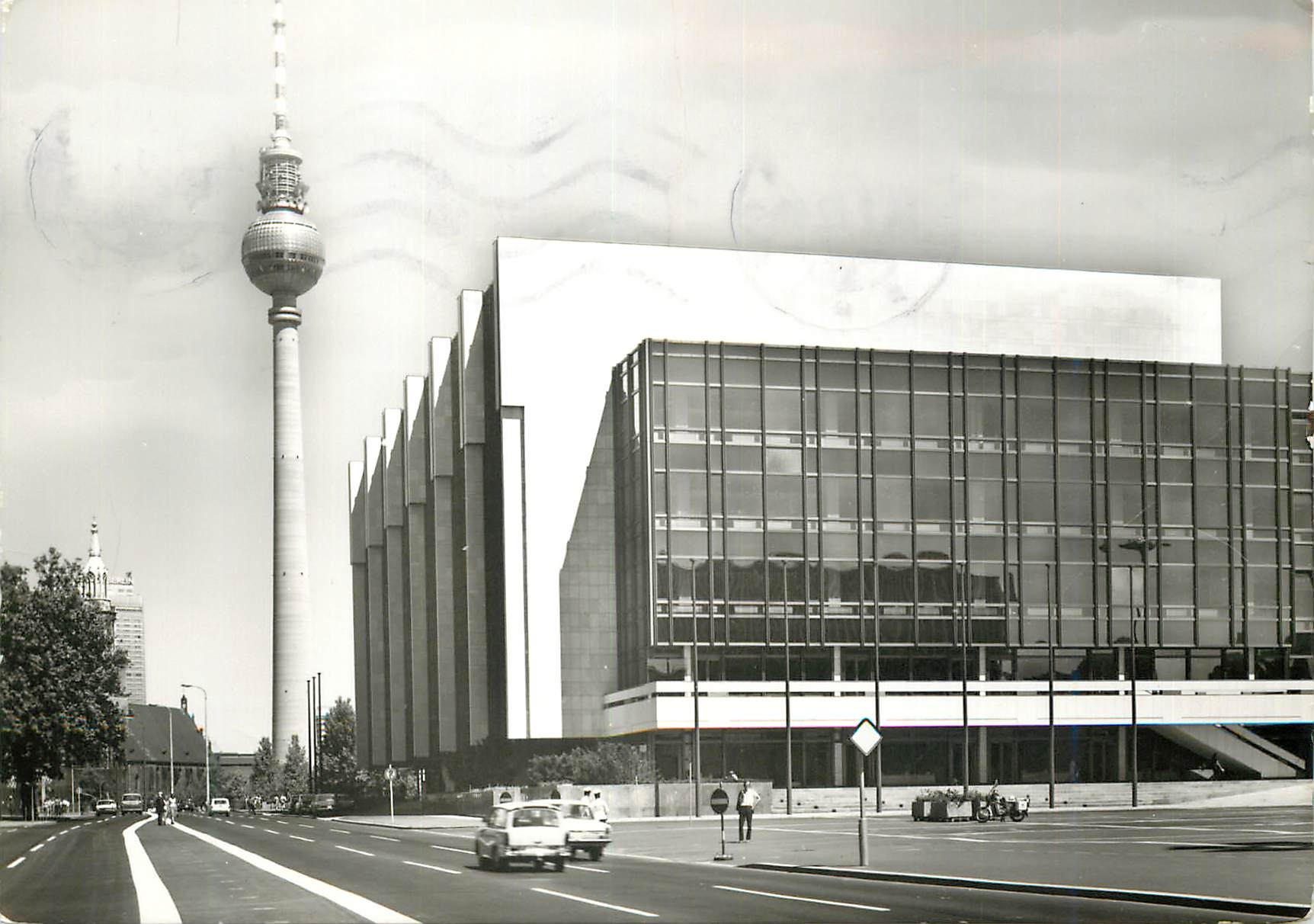 CPM Berlin Haupstadt der DDR Palace of the Republic 