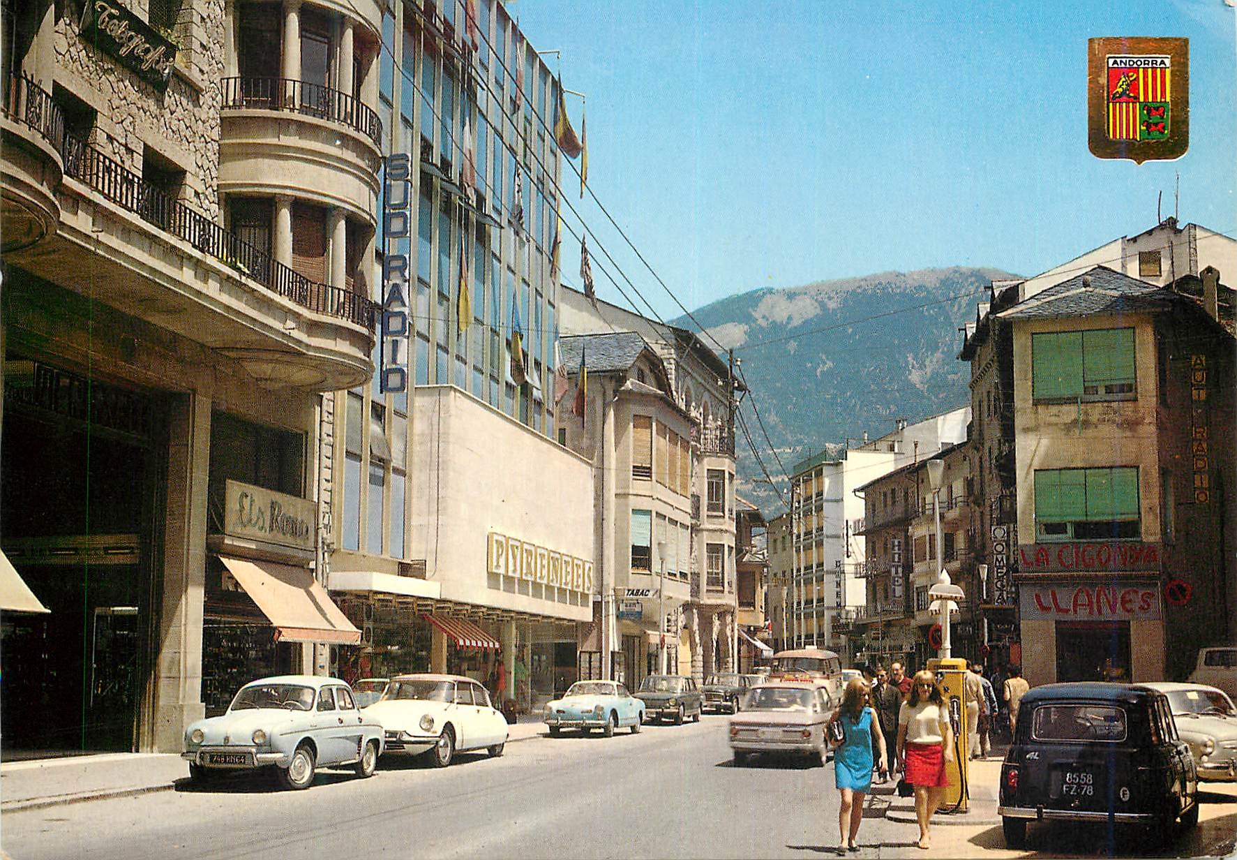 CPM Valls d Andorra Andorra La Vieille Avenue Meritxell 