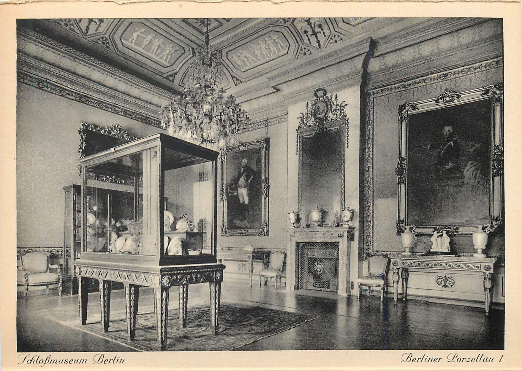 CPA Schlossmuseum Berlin Berliner Porzellan 