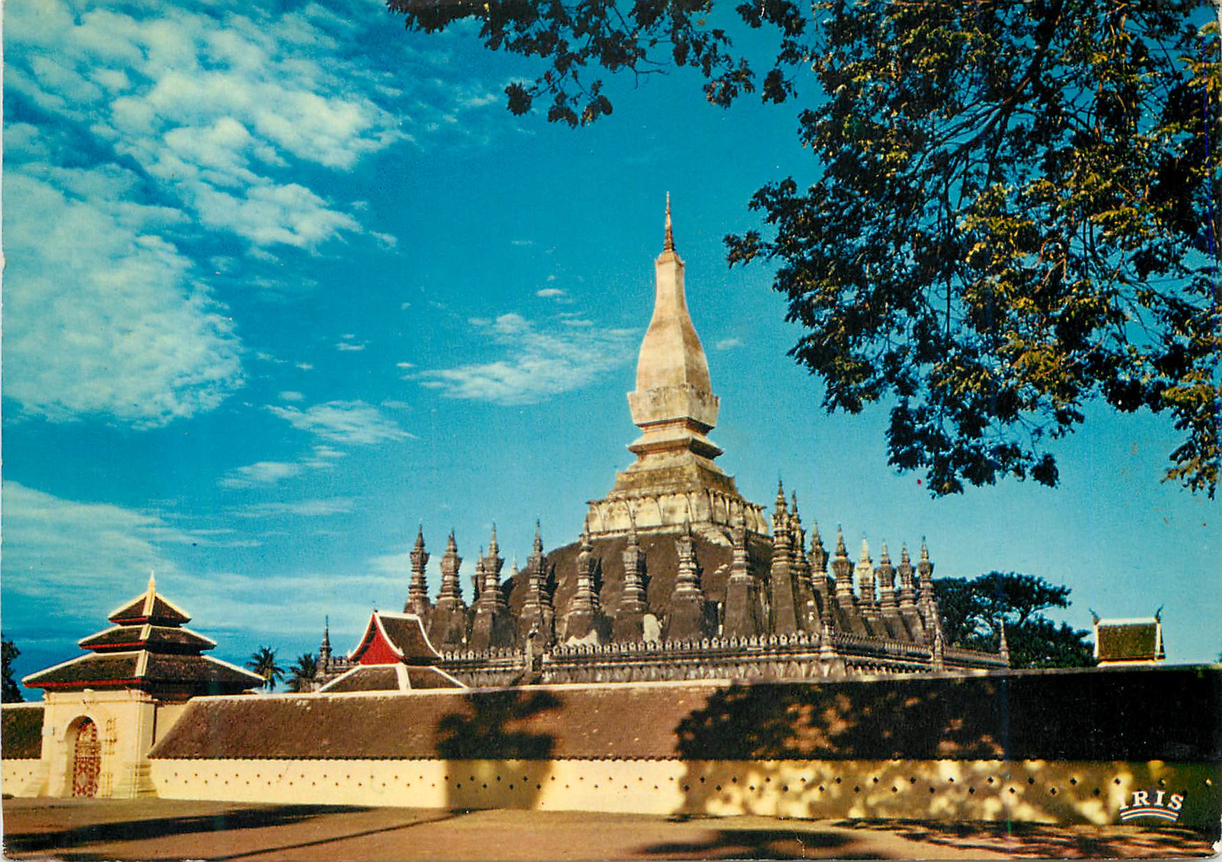 CPM Laos vientiane sanctuaire du that luang XVIes