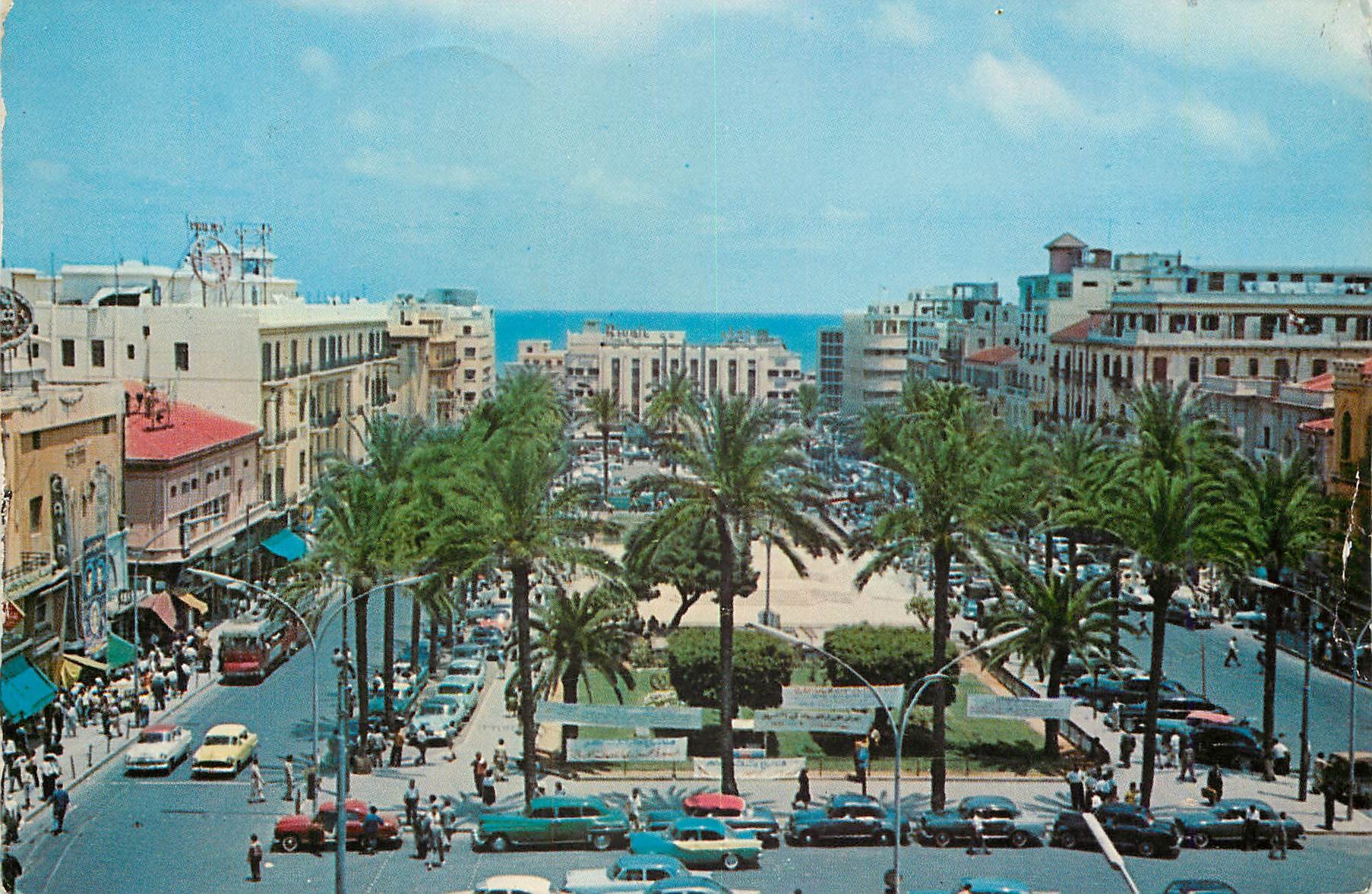 CPM Beyrouth place des martyrs vue generale