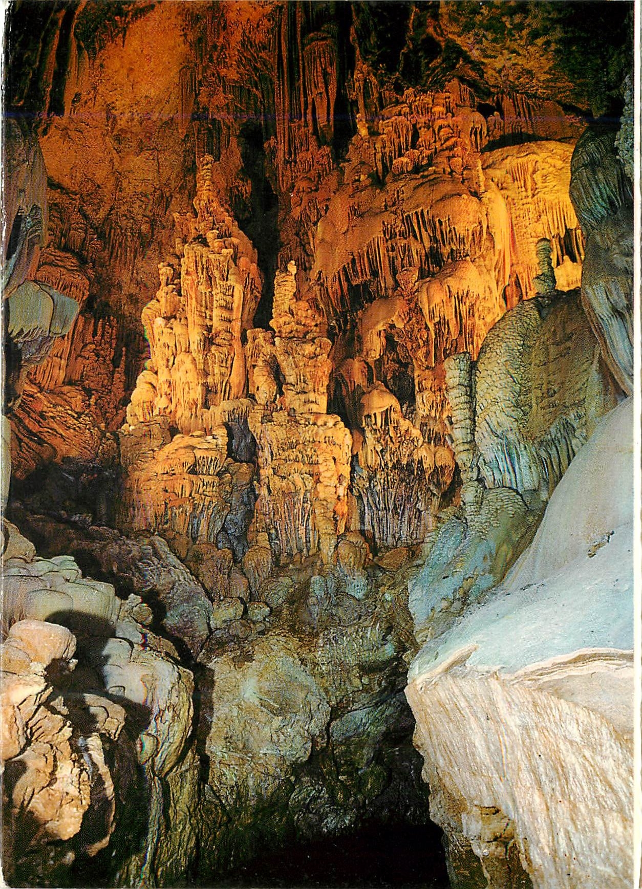 CPM Lebanon Jilta grotte upper Gallery petrified water fall
