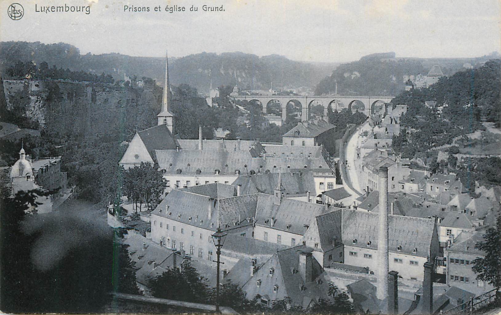 CPA Luxembourg prisons et eglise du grund