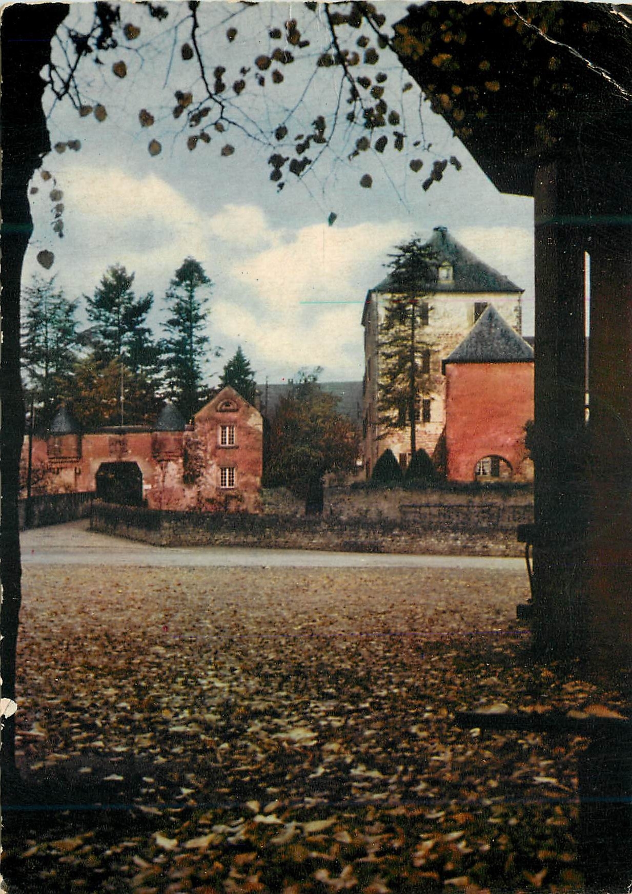 CPM Luxembourg Mersch Le Chateau