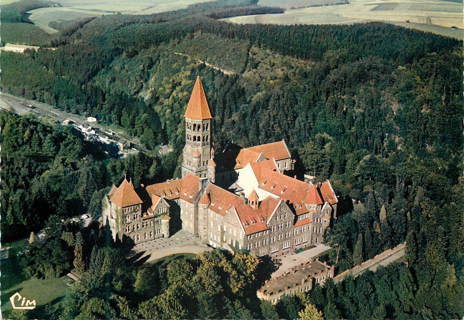 CPM Luxembourg Grand-Duche de Luxembourg Vue aerienne Clervaux