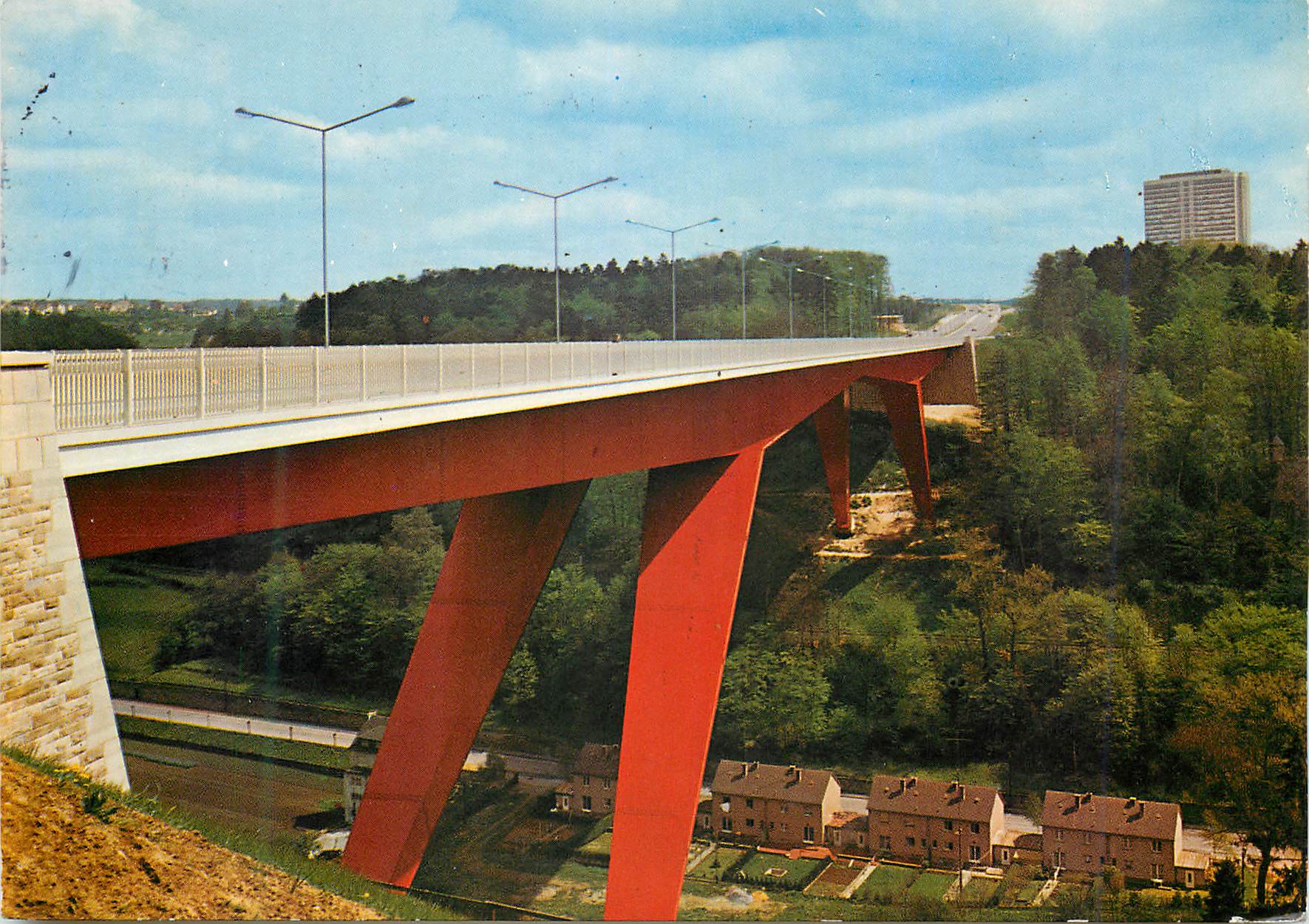 CPM Luxembourg Pont Grande Duchesse Charlotte