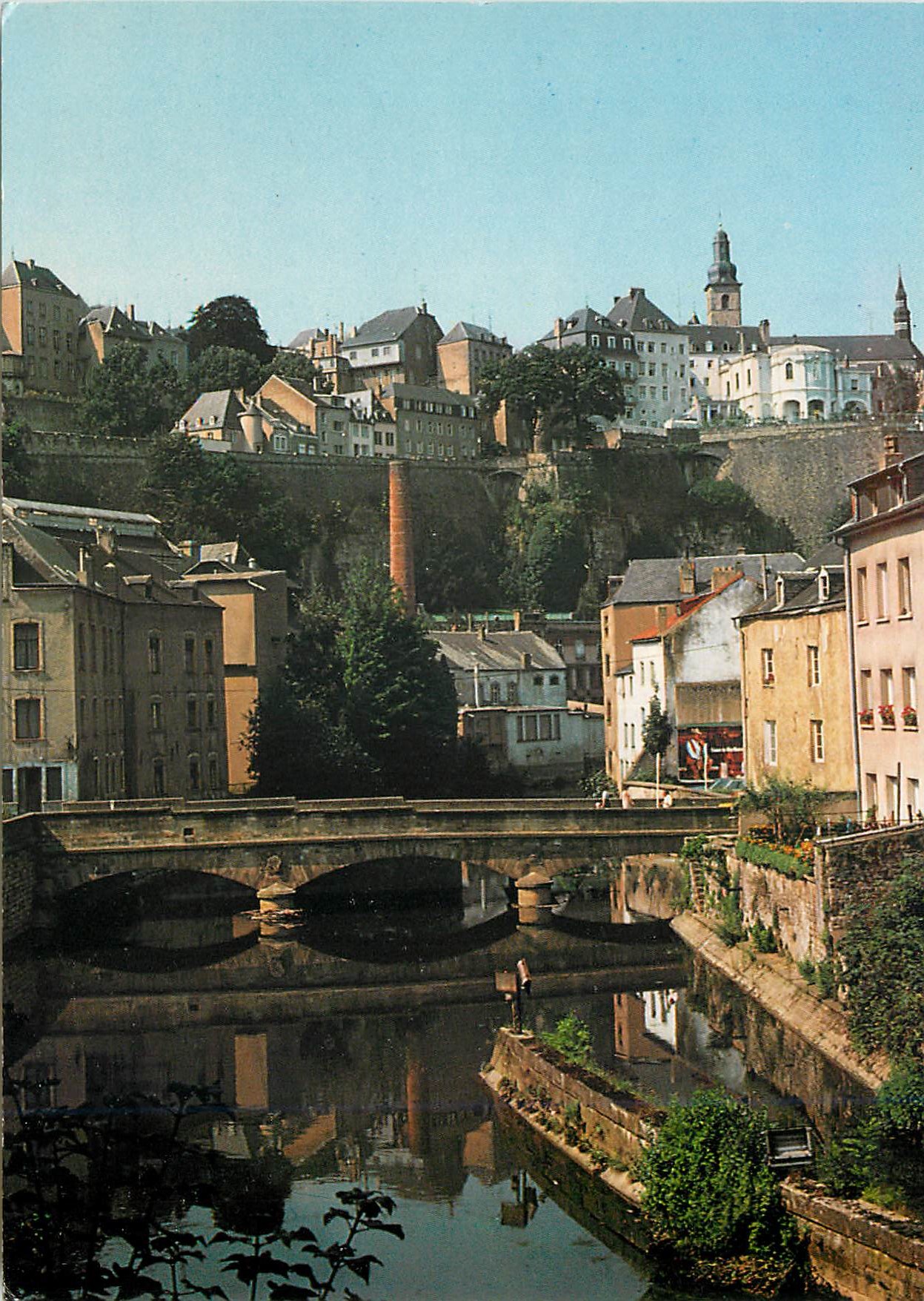 CPM Luxembourg L'Alzette pittoresque au Grund