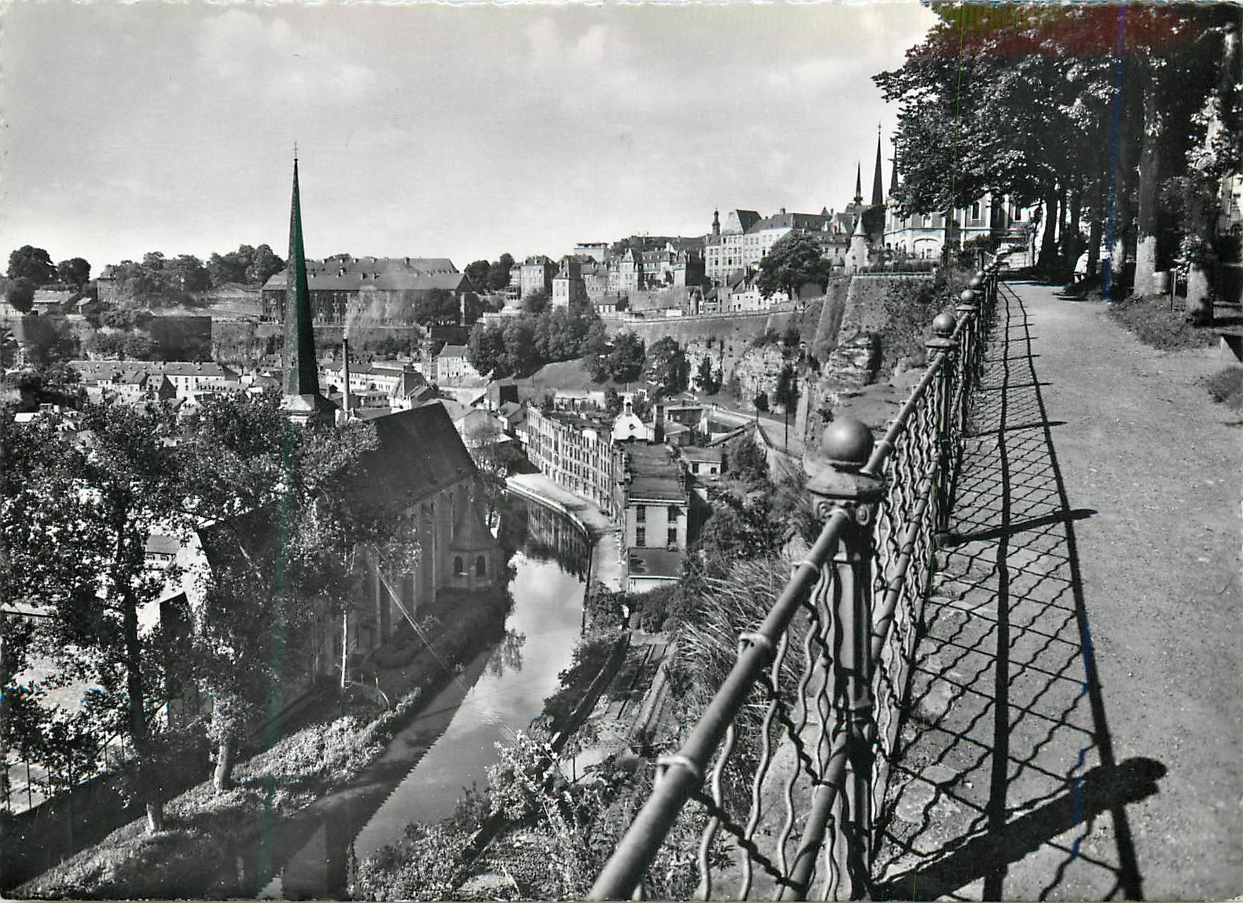 CPA Luxembourg Alzette pittoresque au Grund
