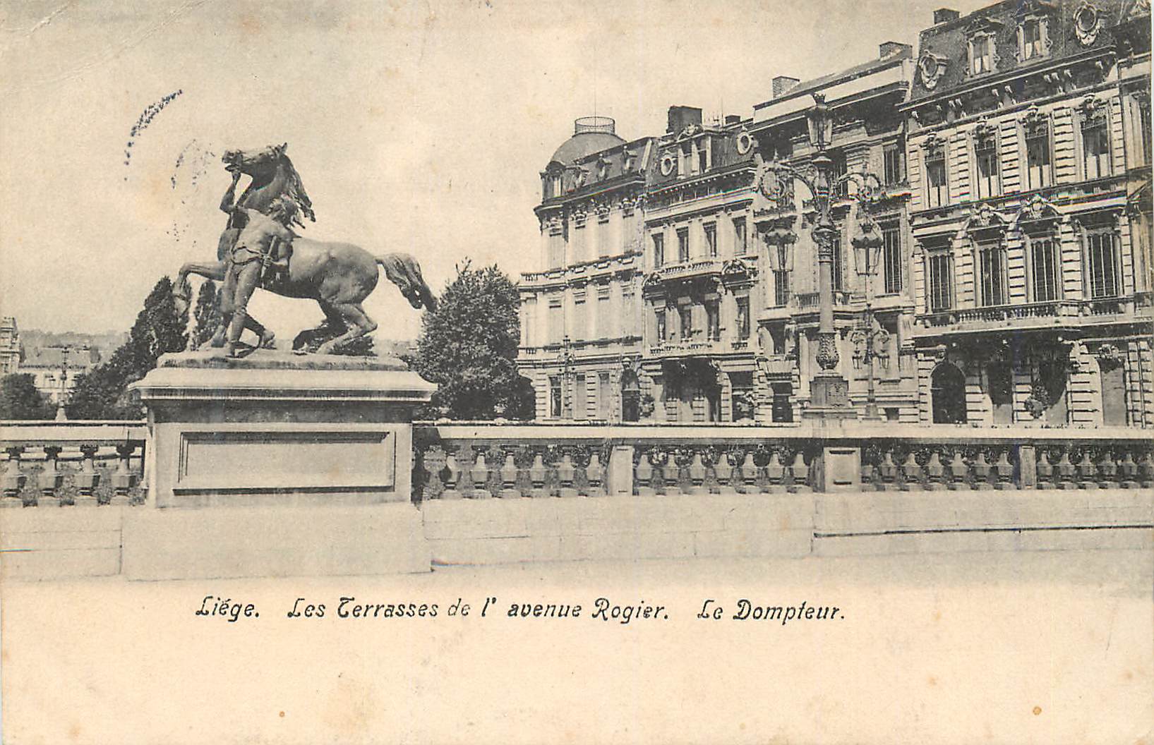 CPA Liege Les Terrasses de l'avenue Rogier Le Dompteur