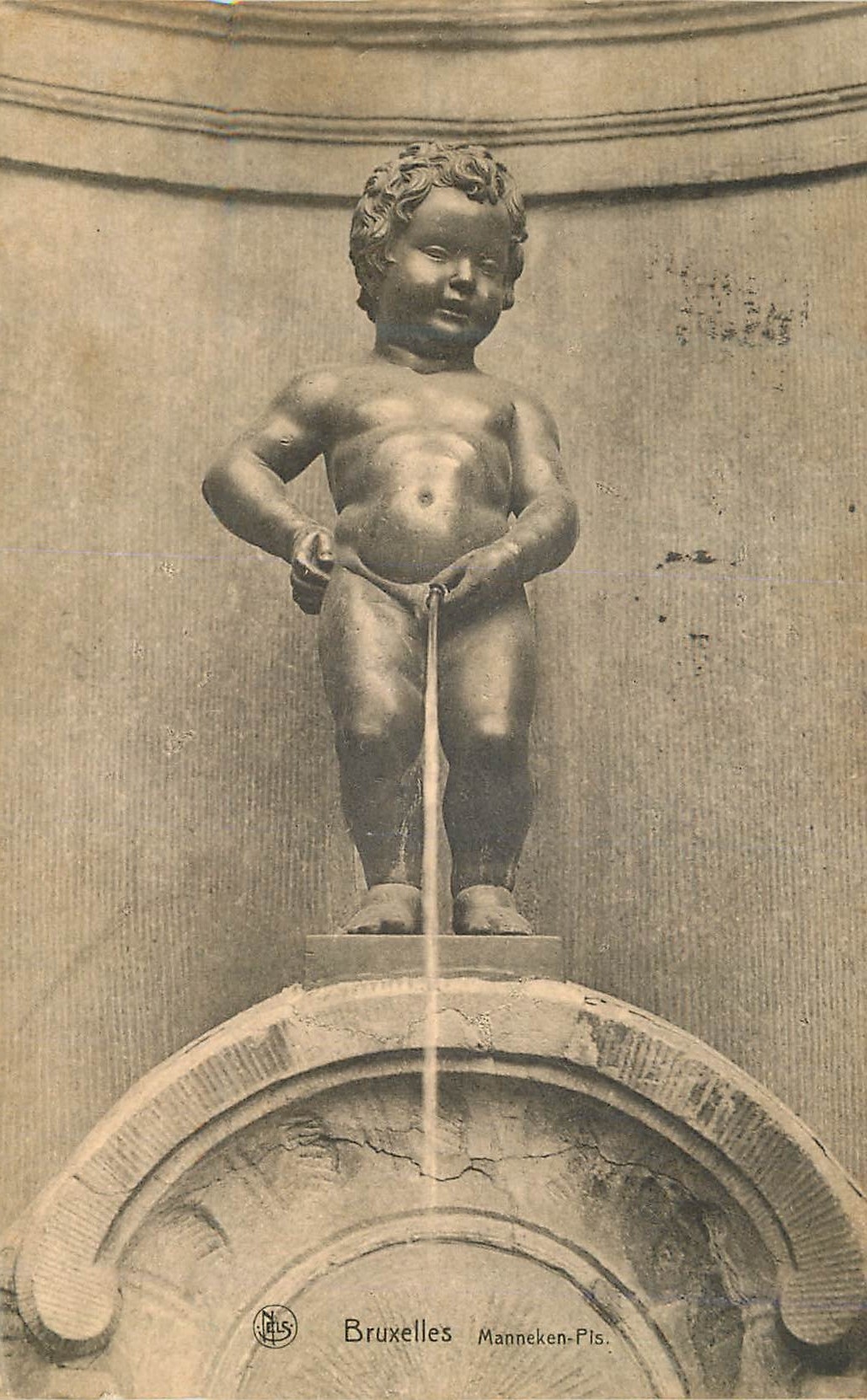 CPA Bruxelles Manneken Pis