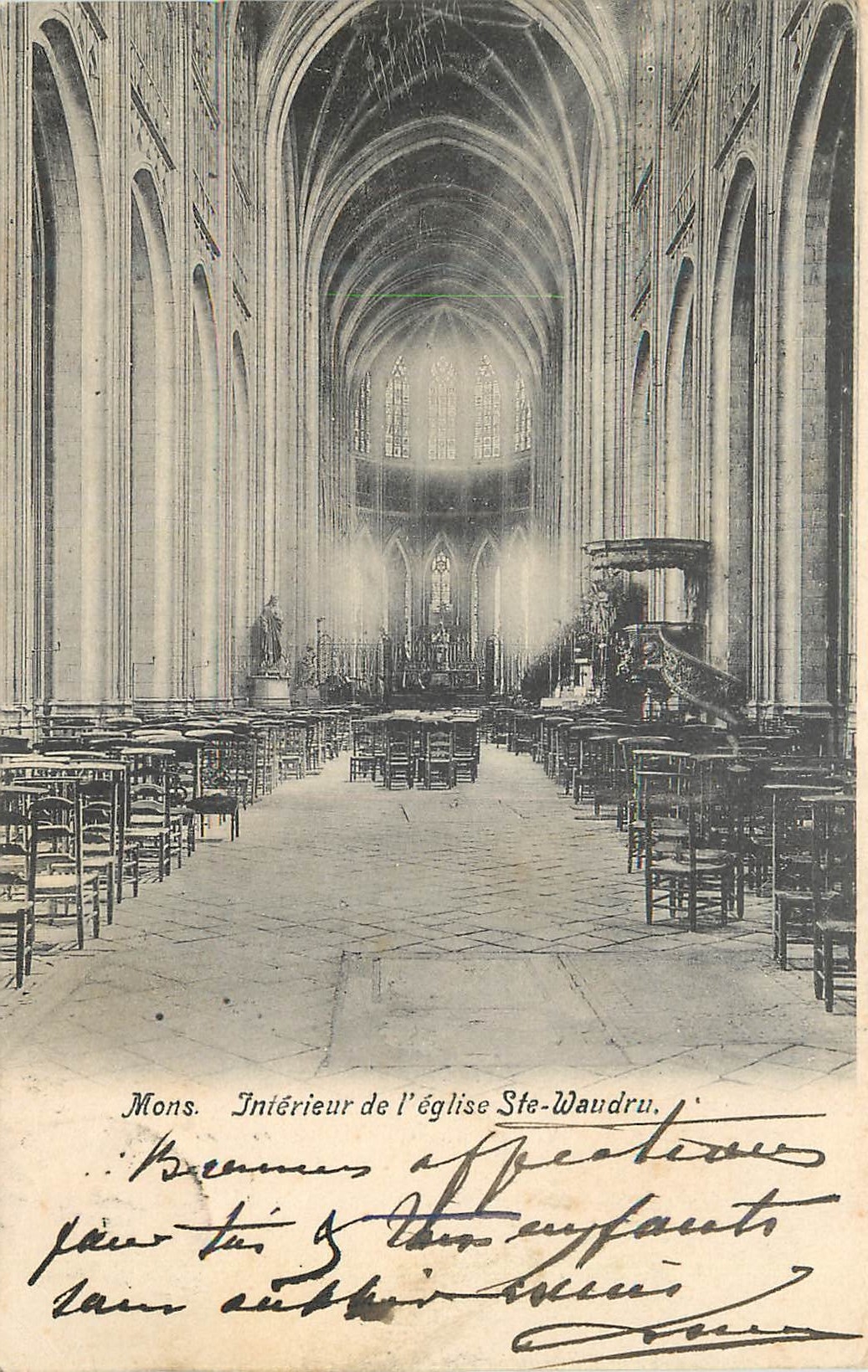 CPA Mons Interieur de l'eglise Ste Waudru