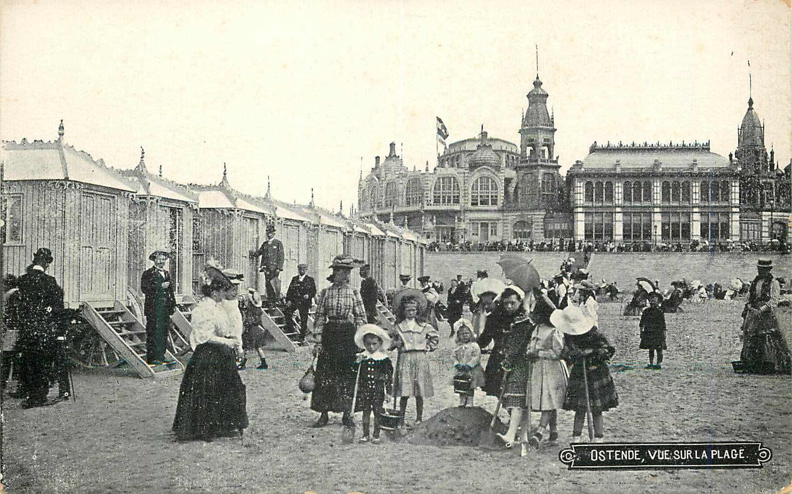 CPA Namur Ostende Vue sur la plage