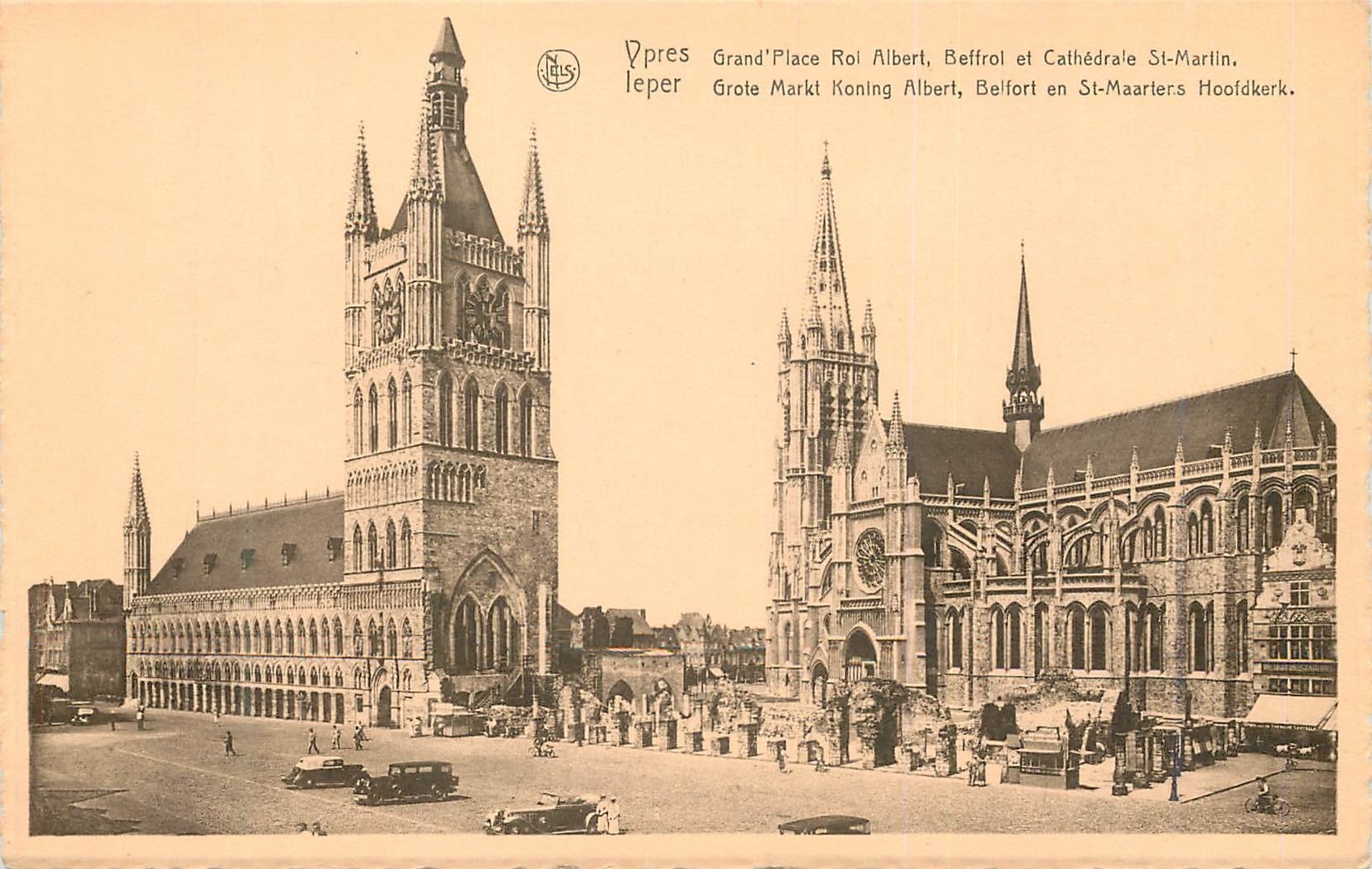 CPA Ypres Grand Place Roi Albert