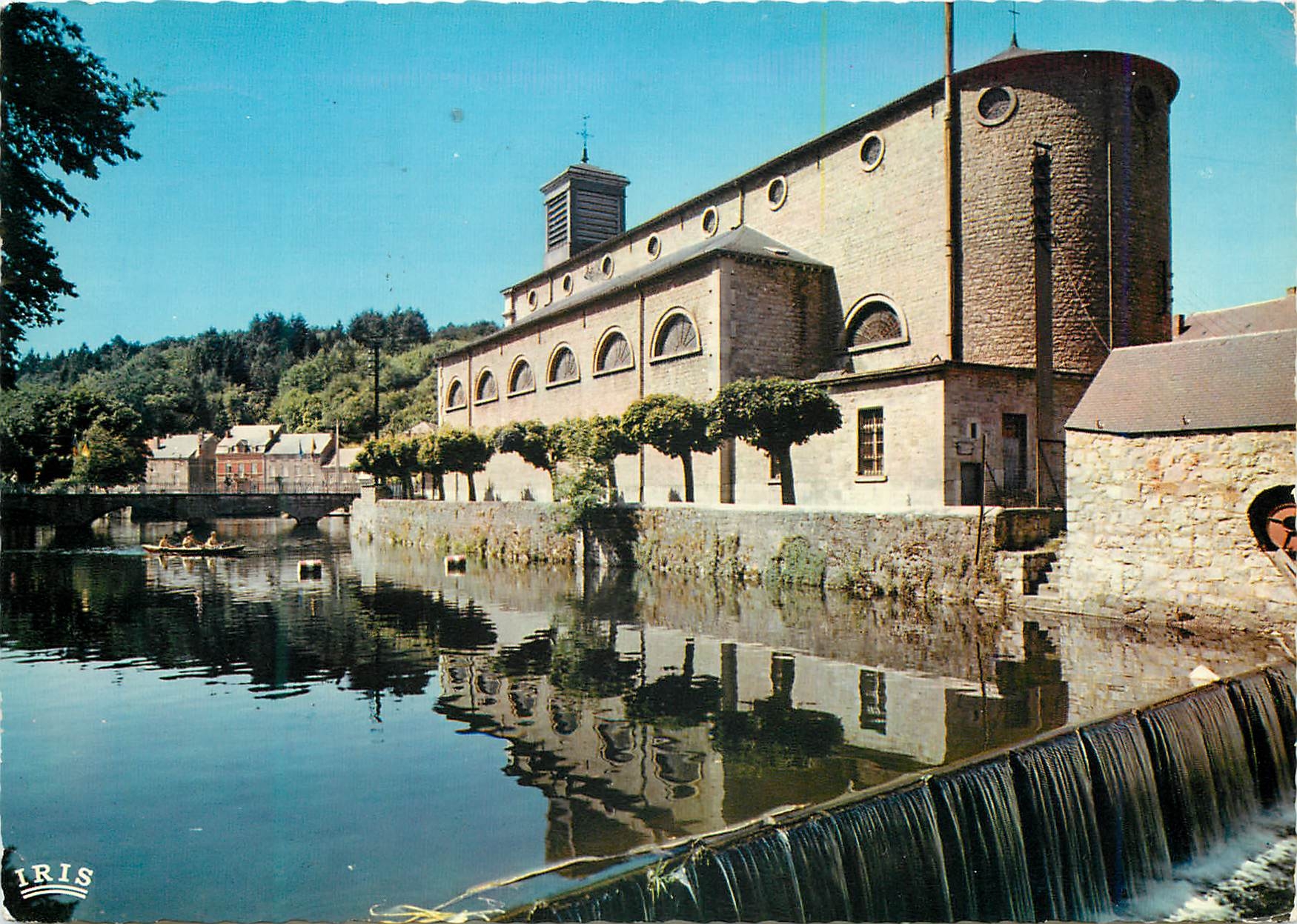 CPA Nismes barrage sur l'eau noire