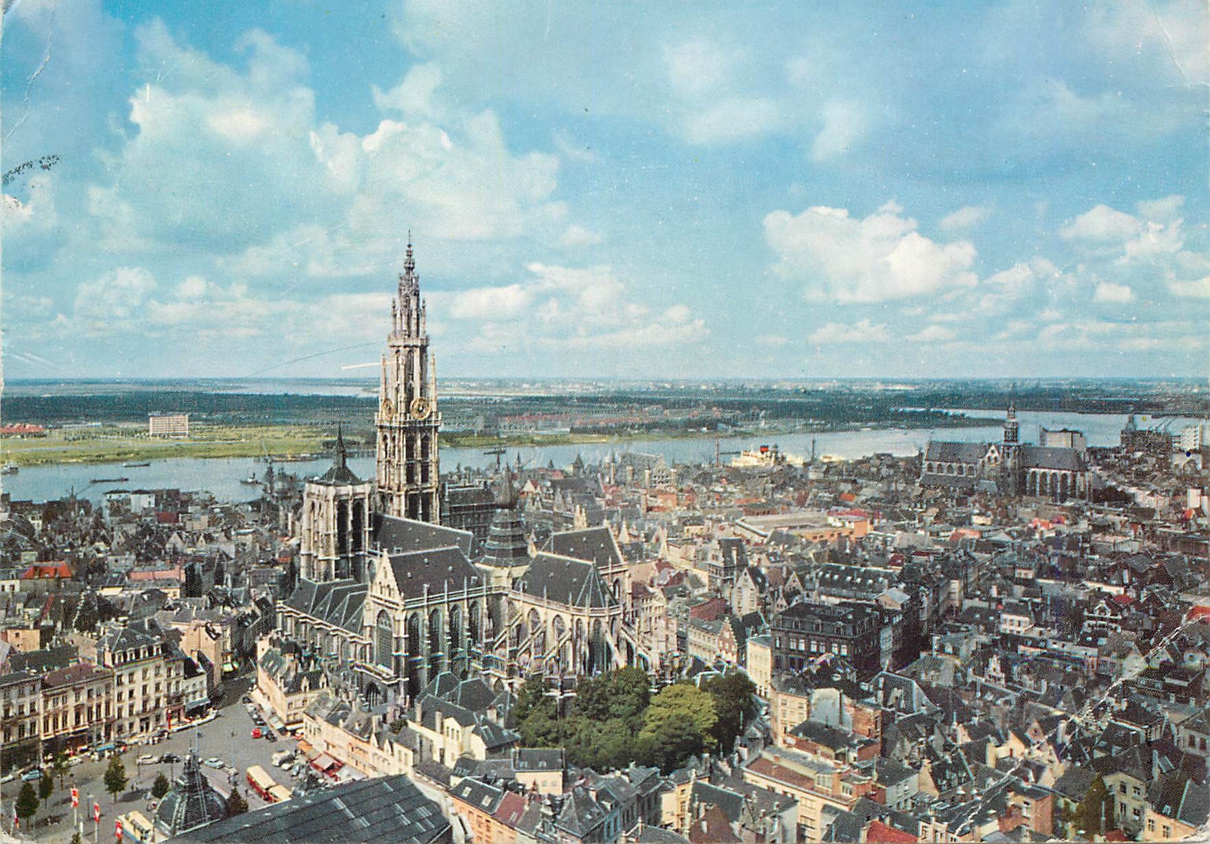 CPM Antwerpen zicht van uit torengebow naar het noordwestn