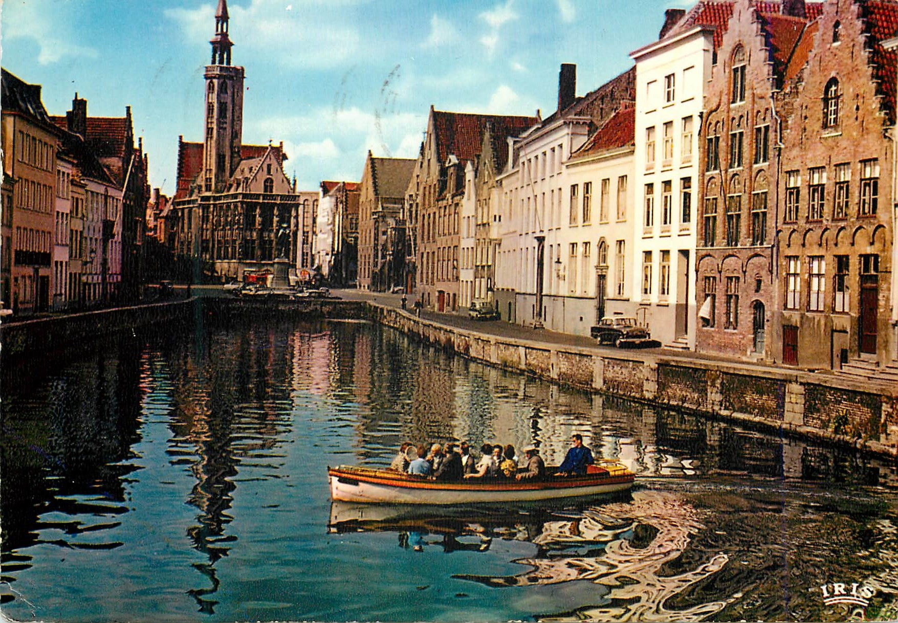 CPM Brugge quai du miroir Bateau
