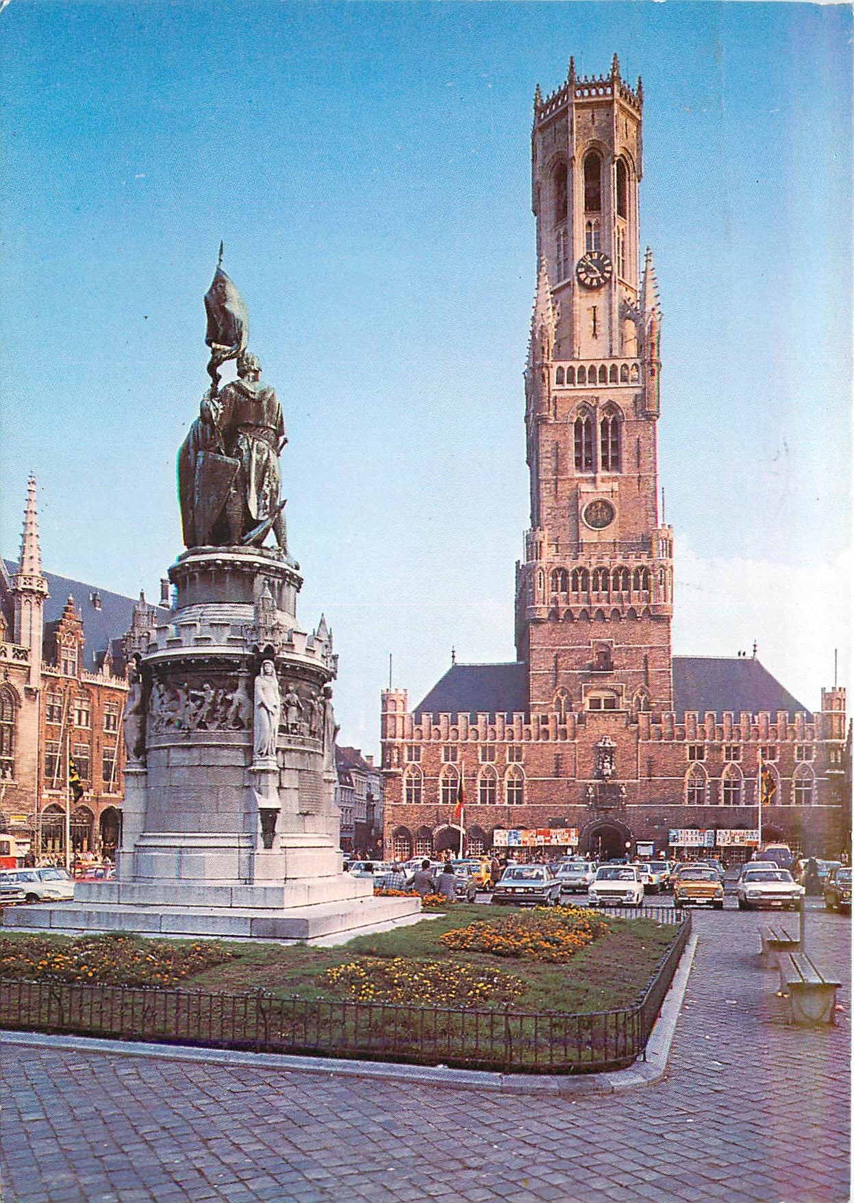 Bruges : Markt en Belfort — avec le Beffroi et le monument de la ville — éditeur EKZ