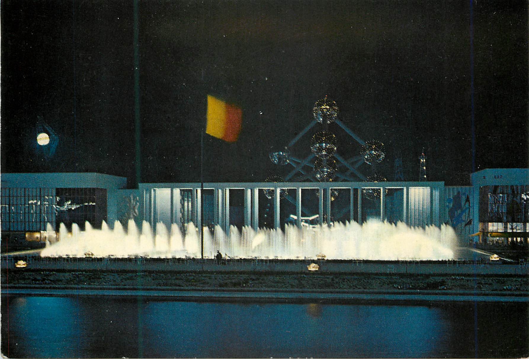 CPM Place et portique de beligique la nuit Bruxelles  Exposition unverselle de 1958