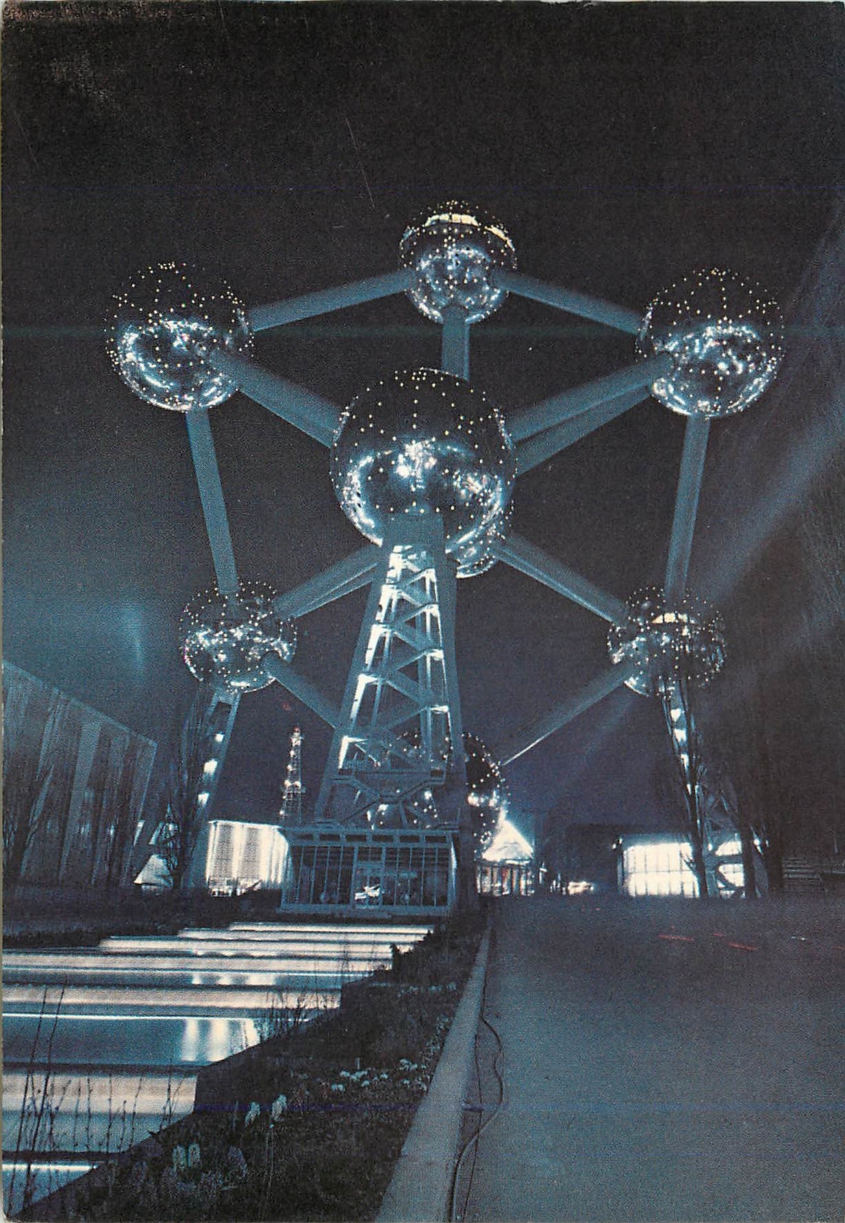 CPM Atomium la nuit Bruxelles  Exposition unverselle de 1958