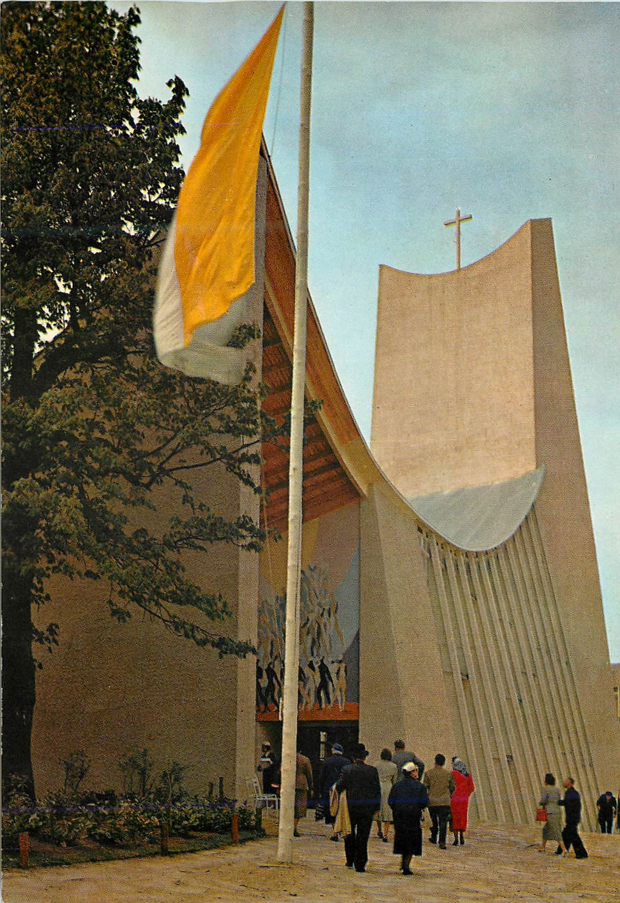 CPM Le pavillon du st siege l'eglise Exposition universelle de Bruxelles 1958 Italie Vatican