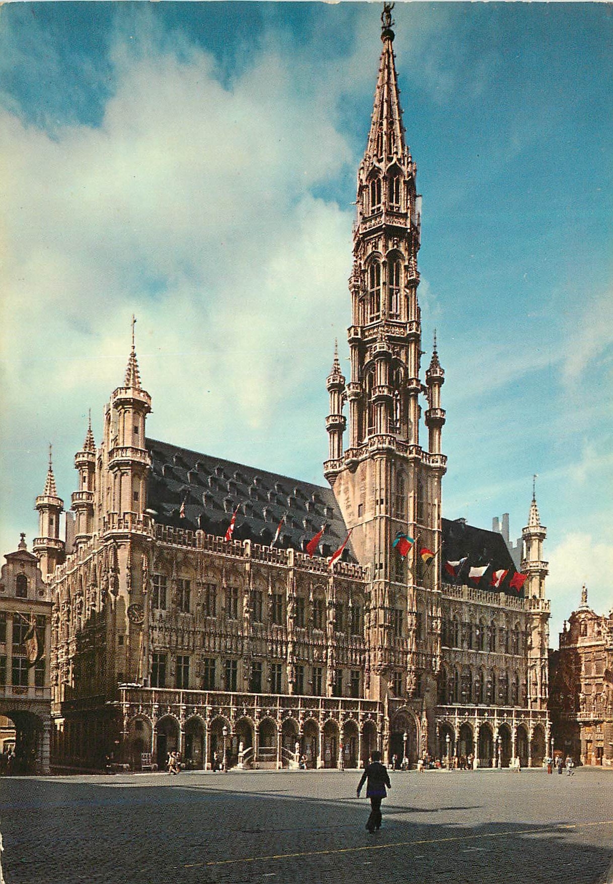 CPM Bruxelles grand place hotel de ville