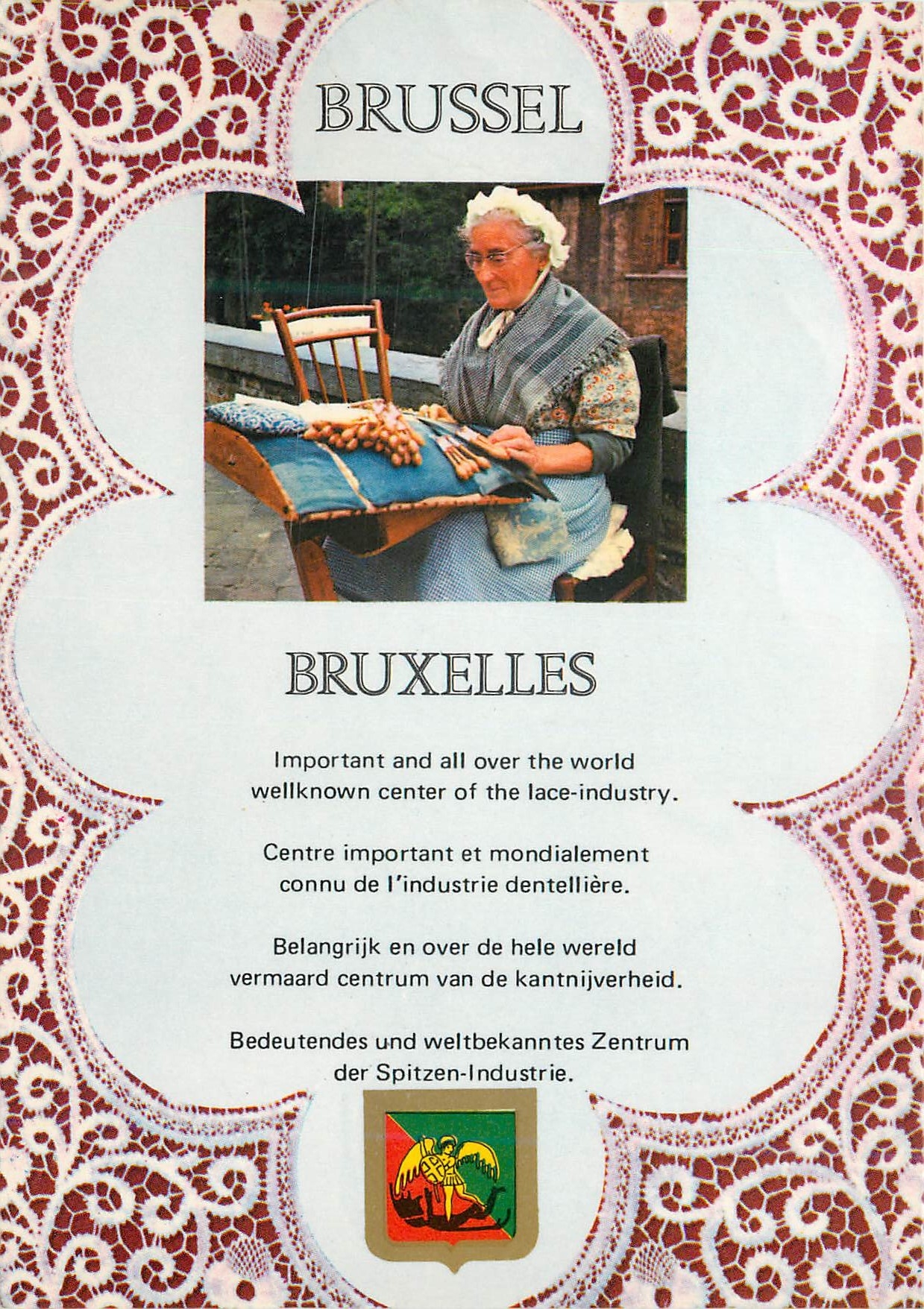 CPM Bruxelles Un bonjour Dentelliere