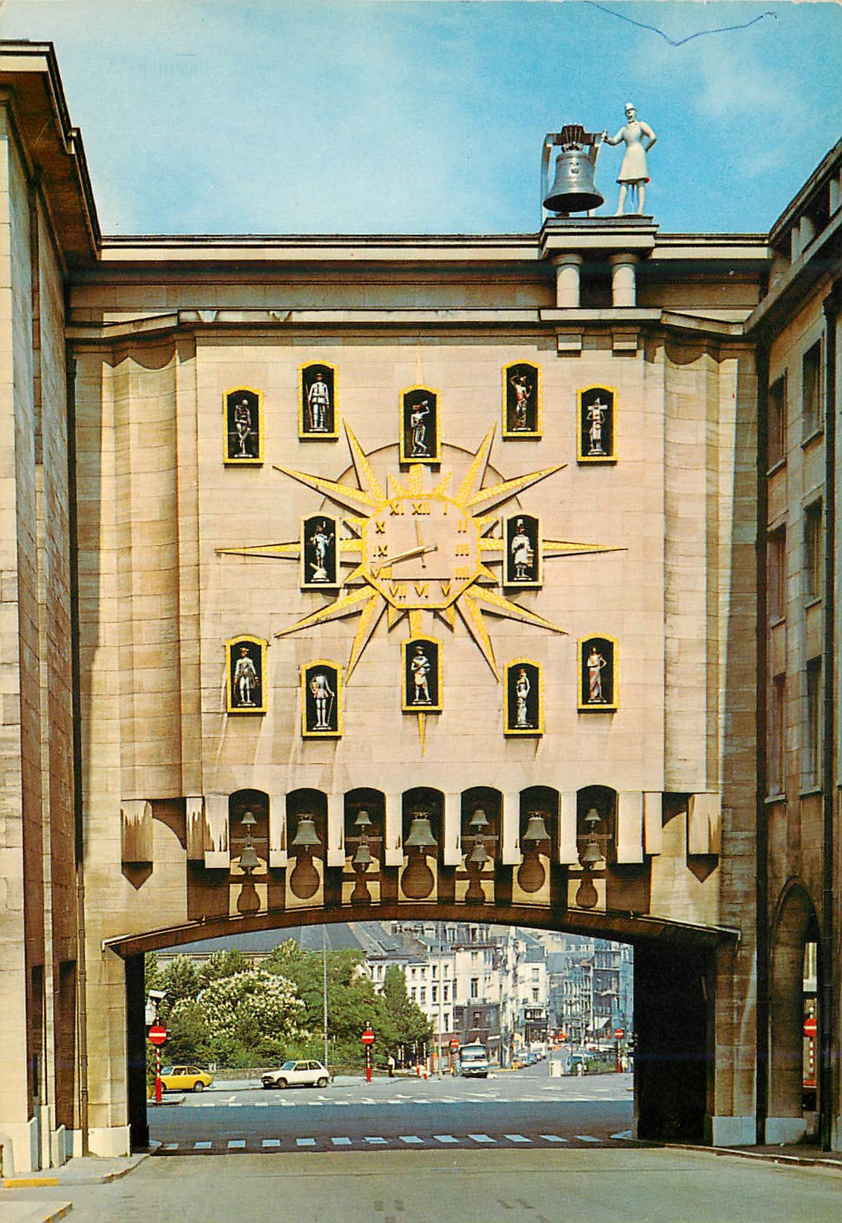 CPM Bruxelles palais de congres l'horloge