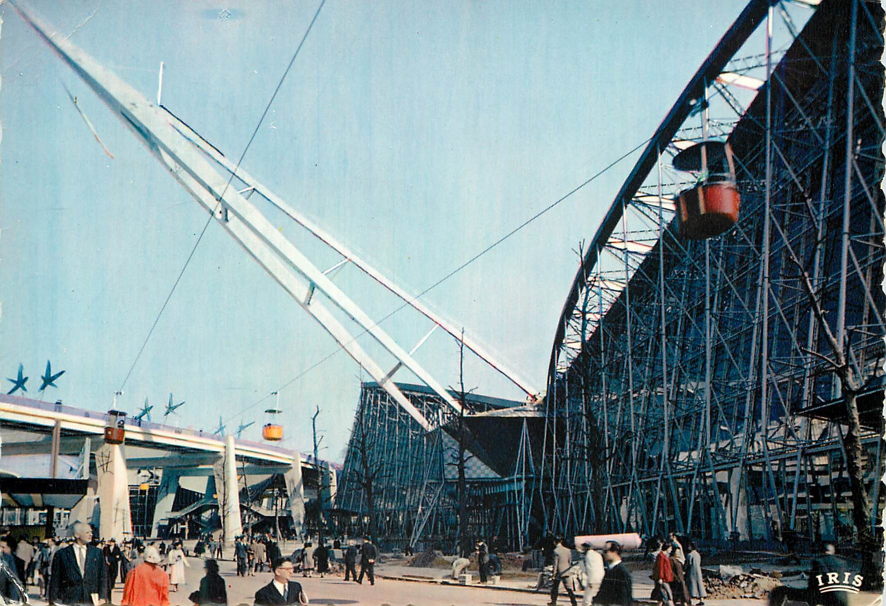 CPM Exposition universelles et internationale de  1958 pavillon de la france