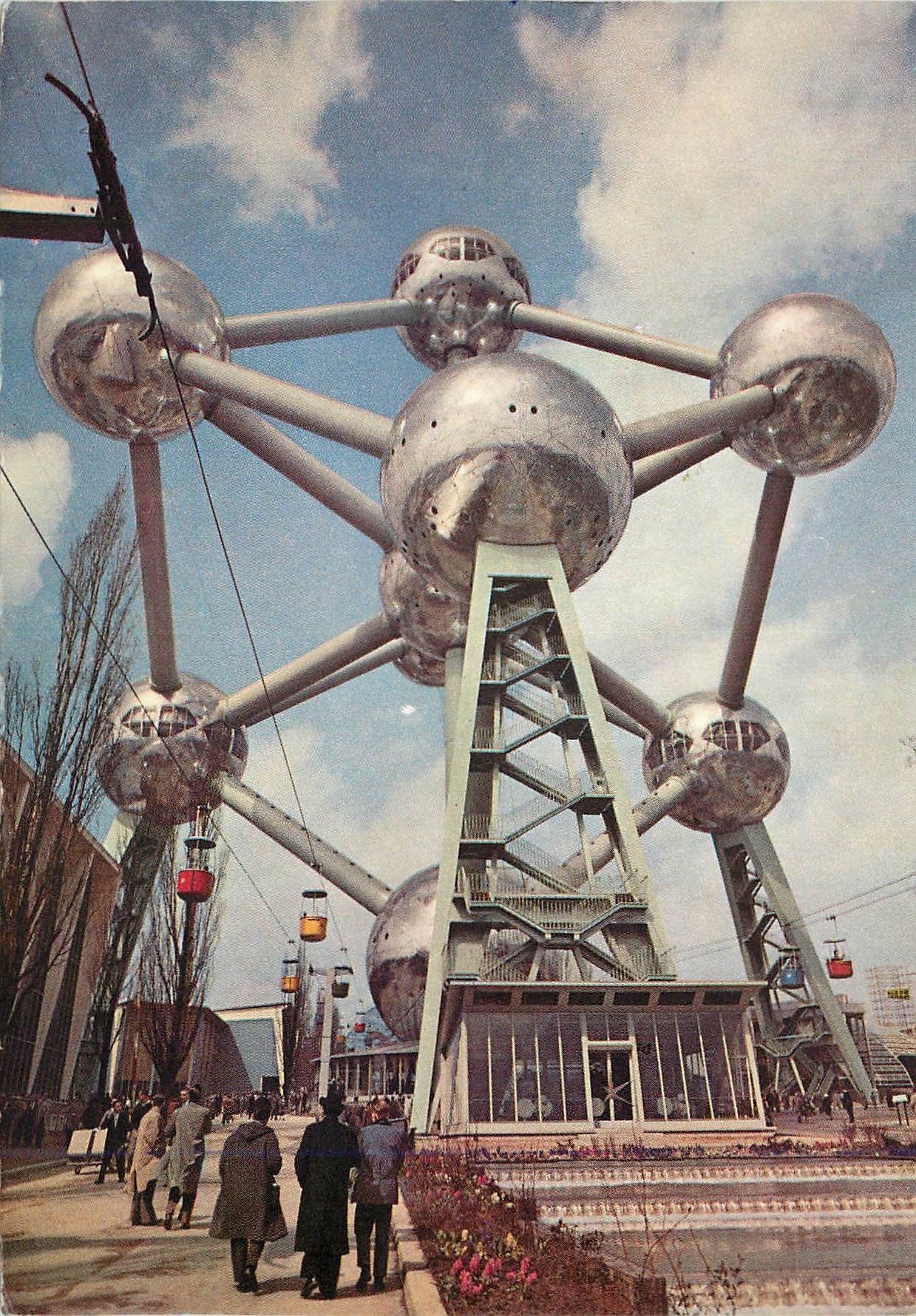 CPM Bruxelles haut 102m diametre du spheres 18m poids 2200t Exposition universelle de Bruxelles 1958