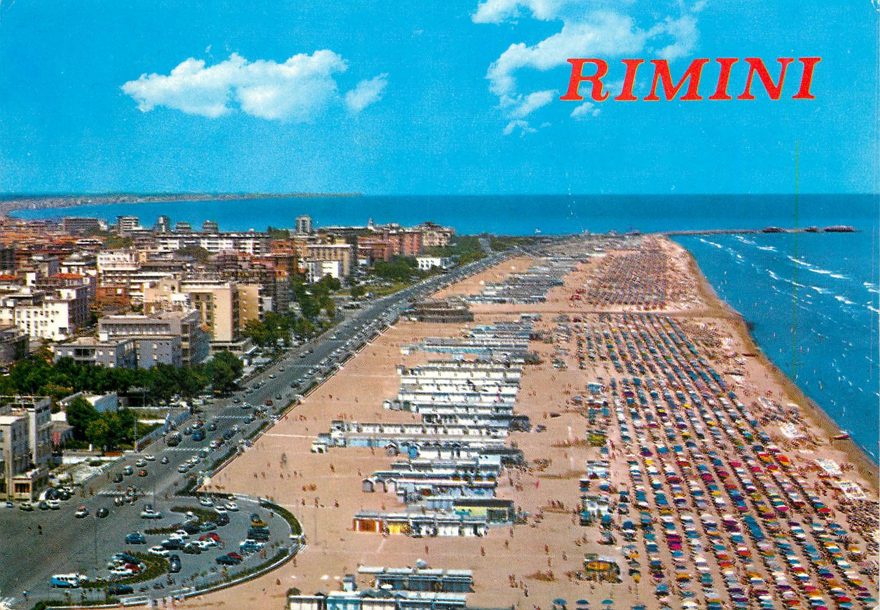 CPM Rimini panorama aerien la plage