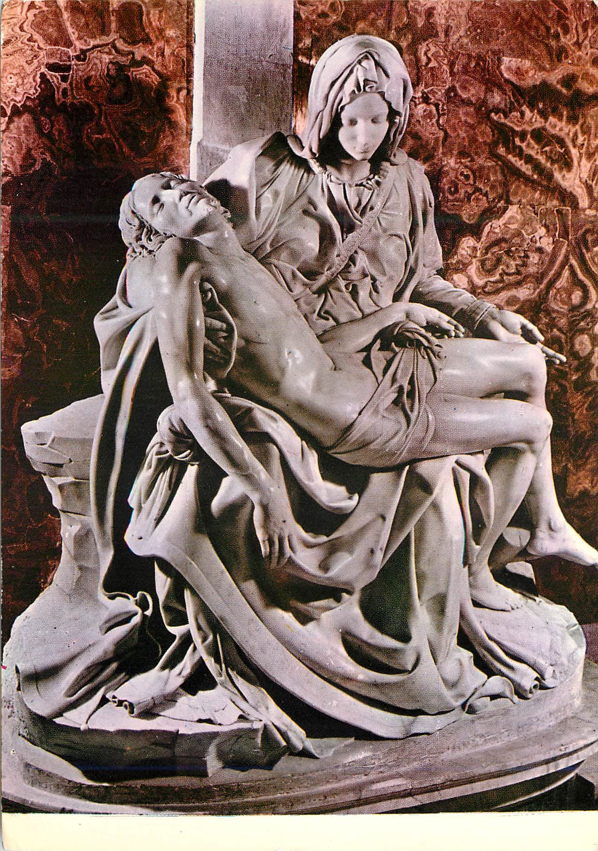 CPM Roma La Piete de Michel-Angel dans la Basilique Saint Pierre