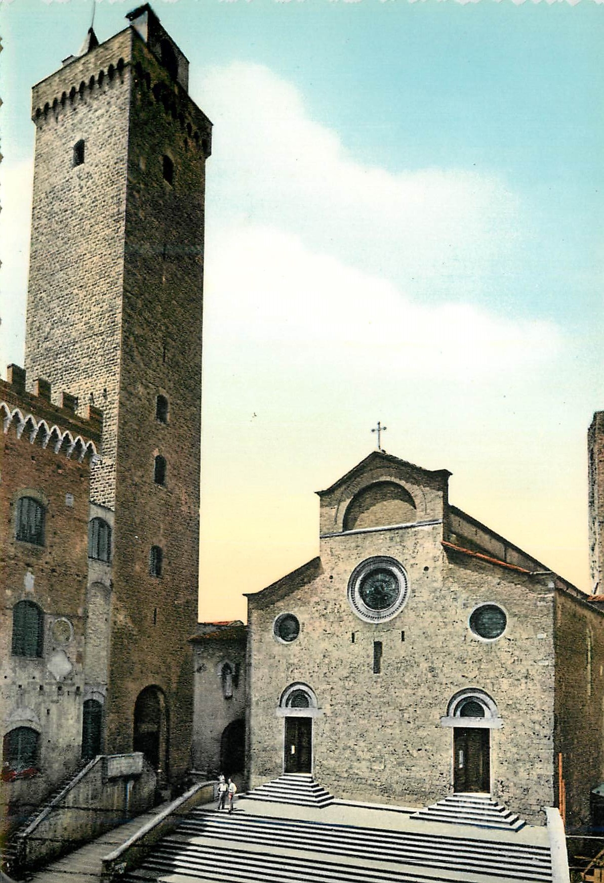 CPM S Gimignano (Siena) Place du Dome et Hotel de ville