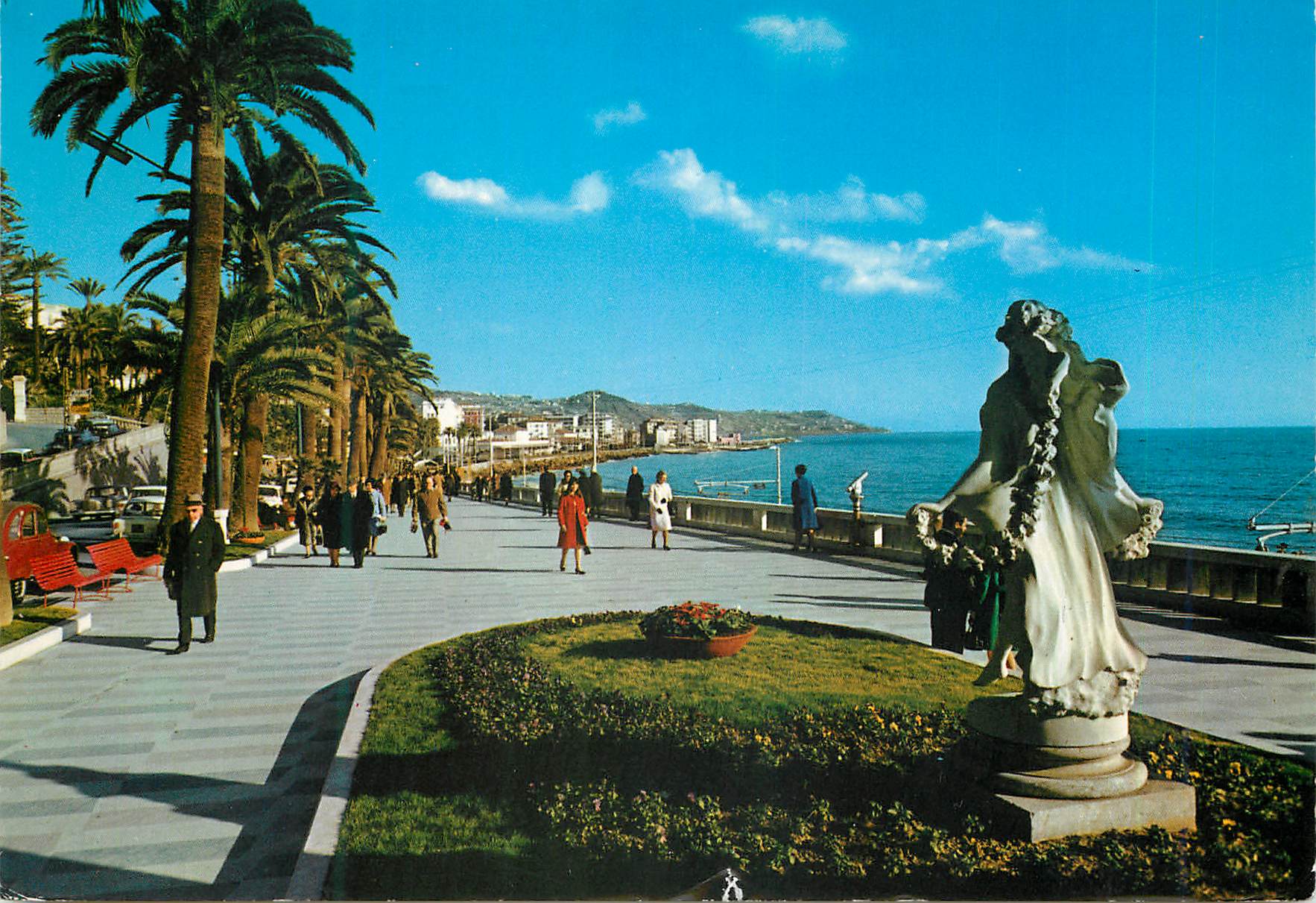 CPM San Remo Riviera dei fiori Promenade le long de la mer Imperatrice