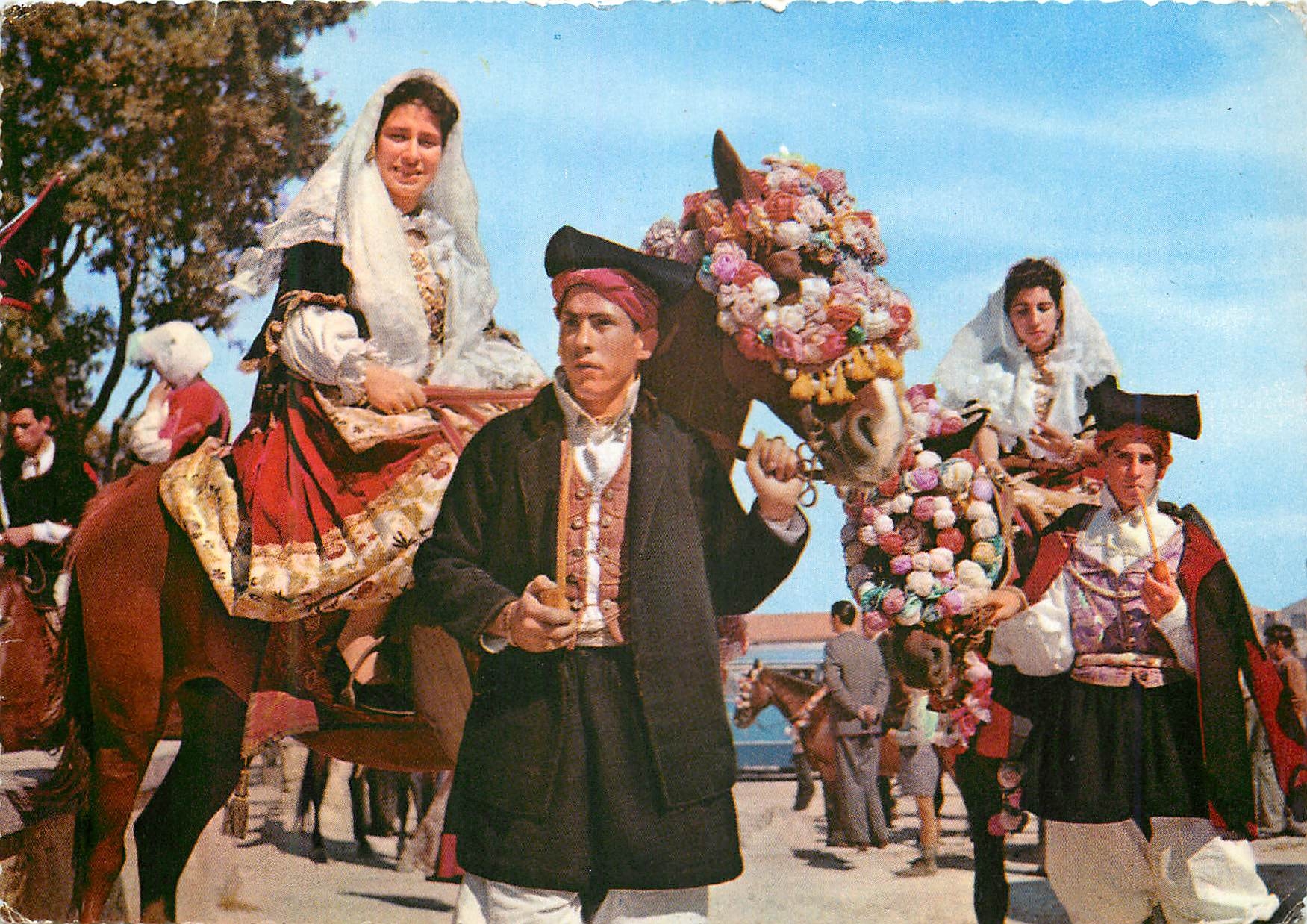 CPM Costumi Sardi Quartu S Elena Cheval
