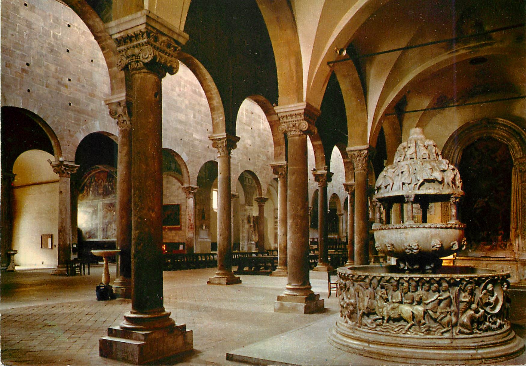 CPM Lucca s frediano interne s XII XIII