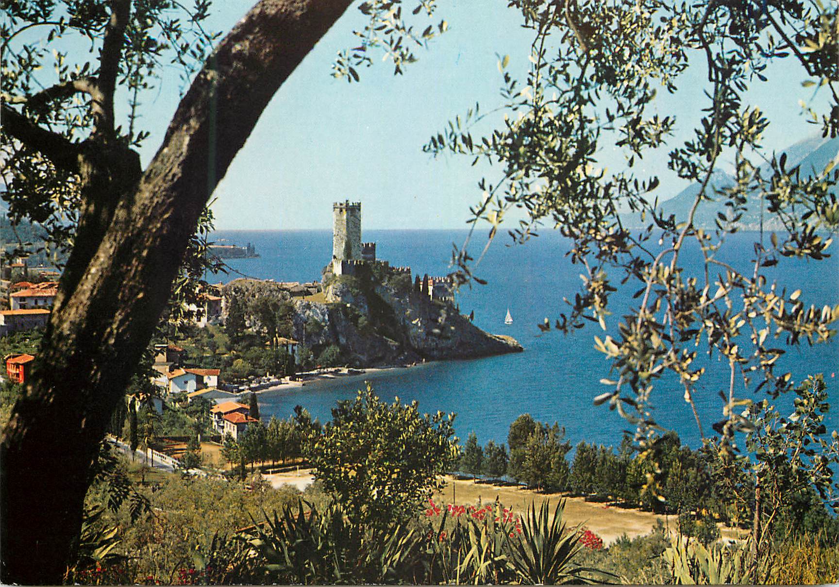 CPM Malcesine lac de garda le chateau vue pittoresque
